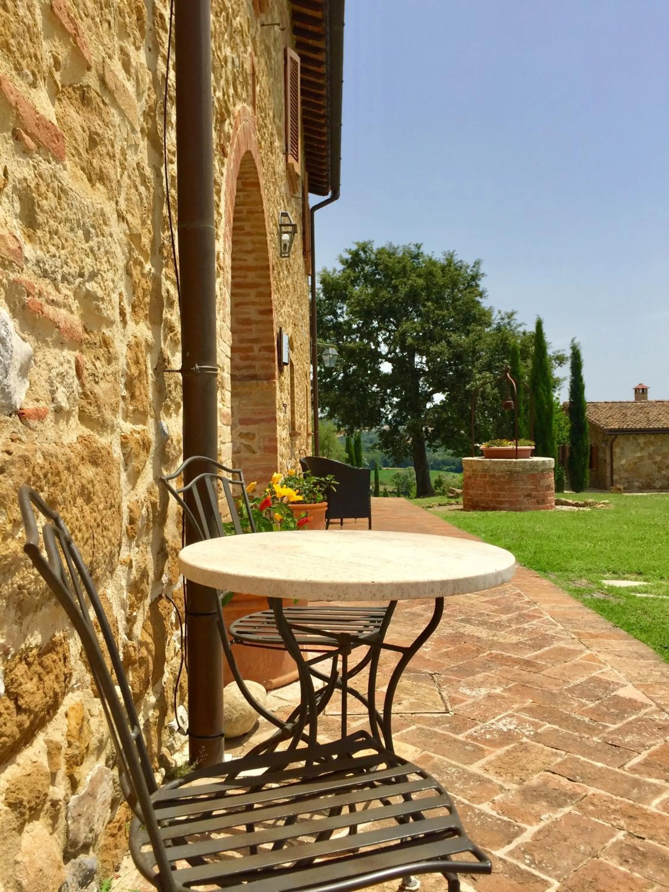 Patio in Locanda Vesuna Hotel Countryhouse
