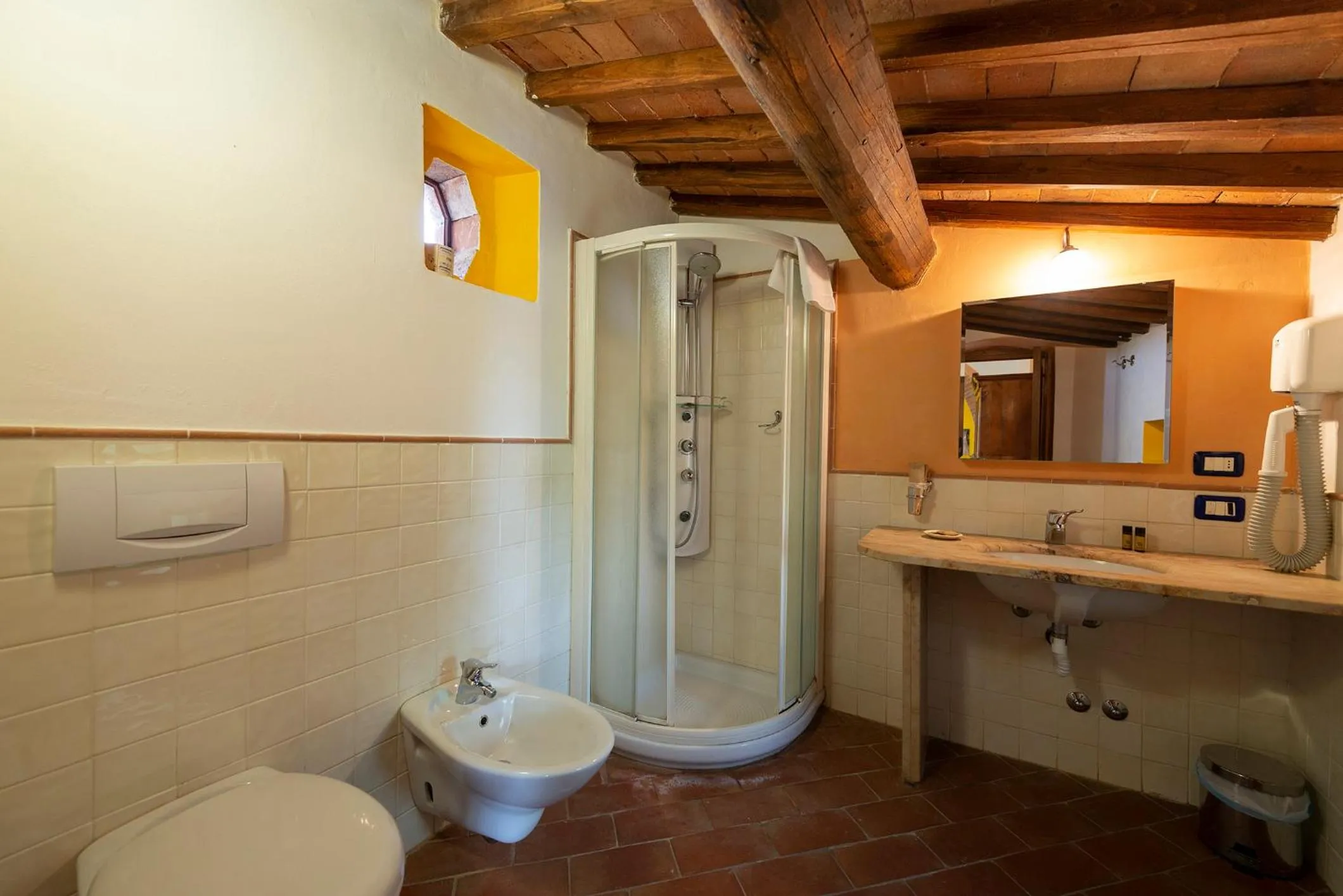 Bathroom in Locanda Vesuna Hotel Countryhouse