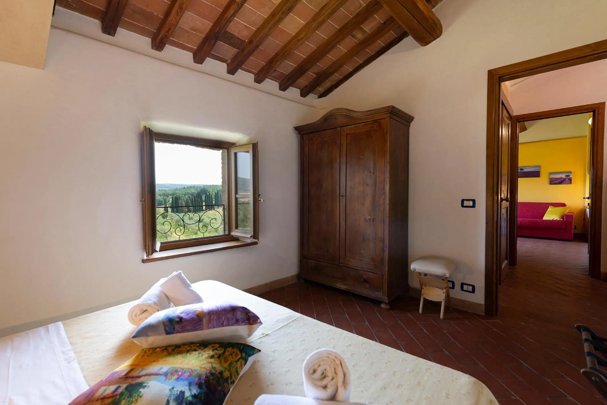 Photo of the whole room, Bed in Locanda Vesuna Hotel Countryhouse