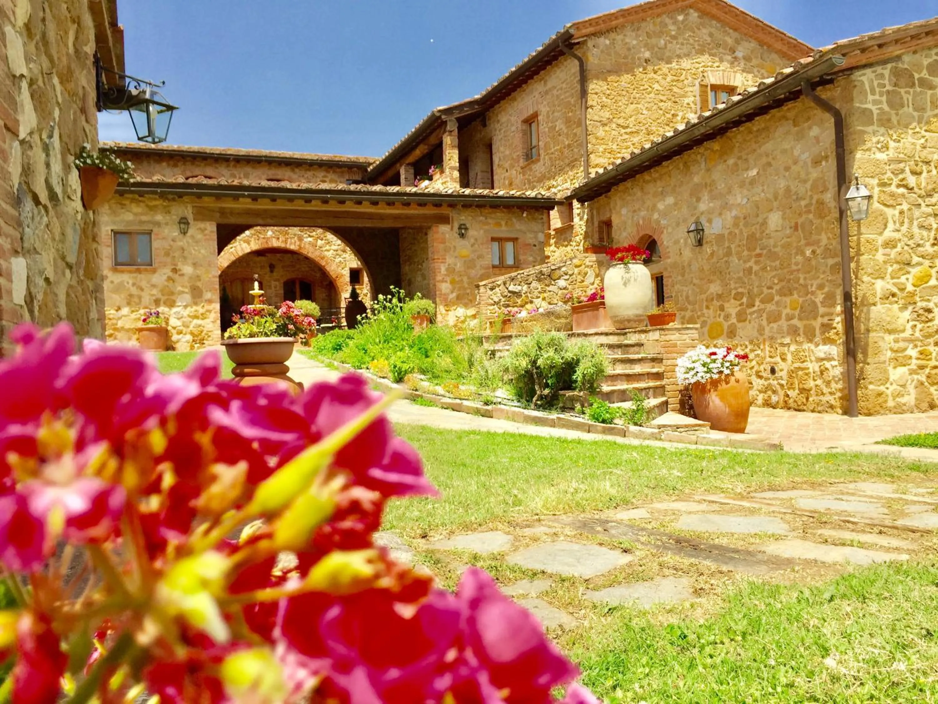 Patio in Locanda Vesuna Hotel Countryhouse