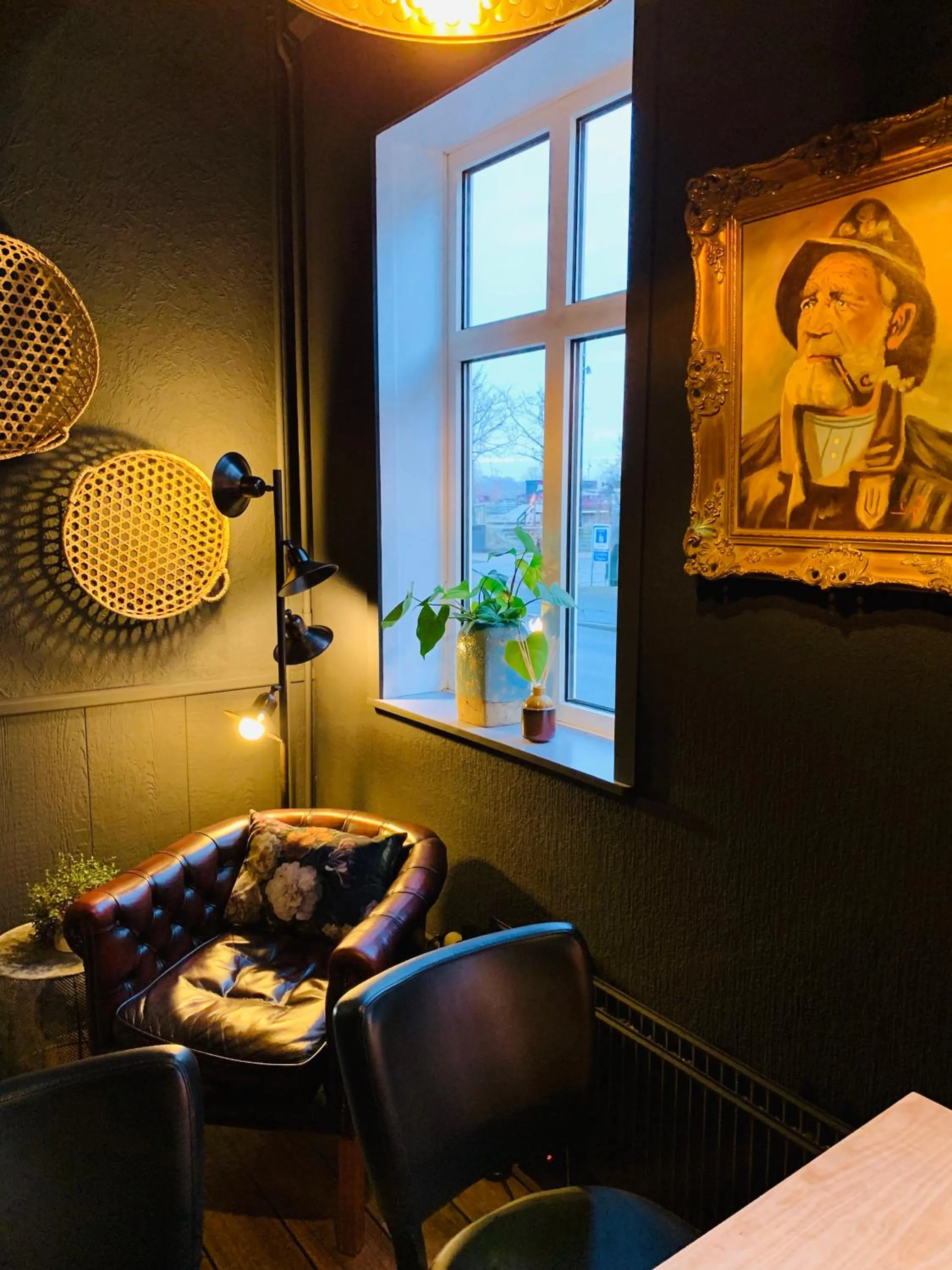 Communal lounge/ TV room in Hotel Gammel Havn