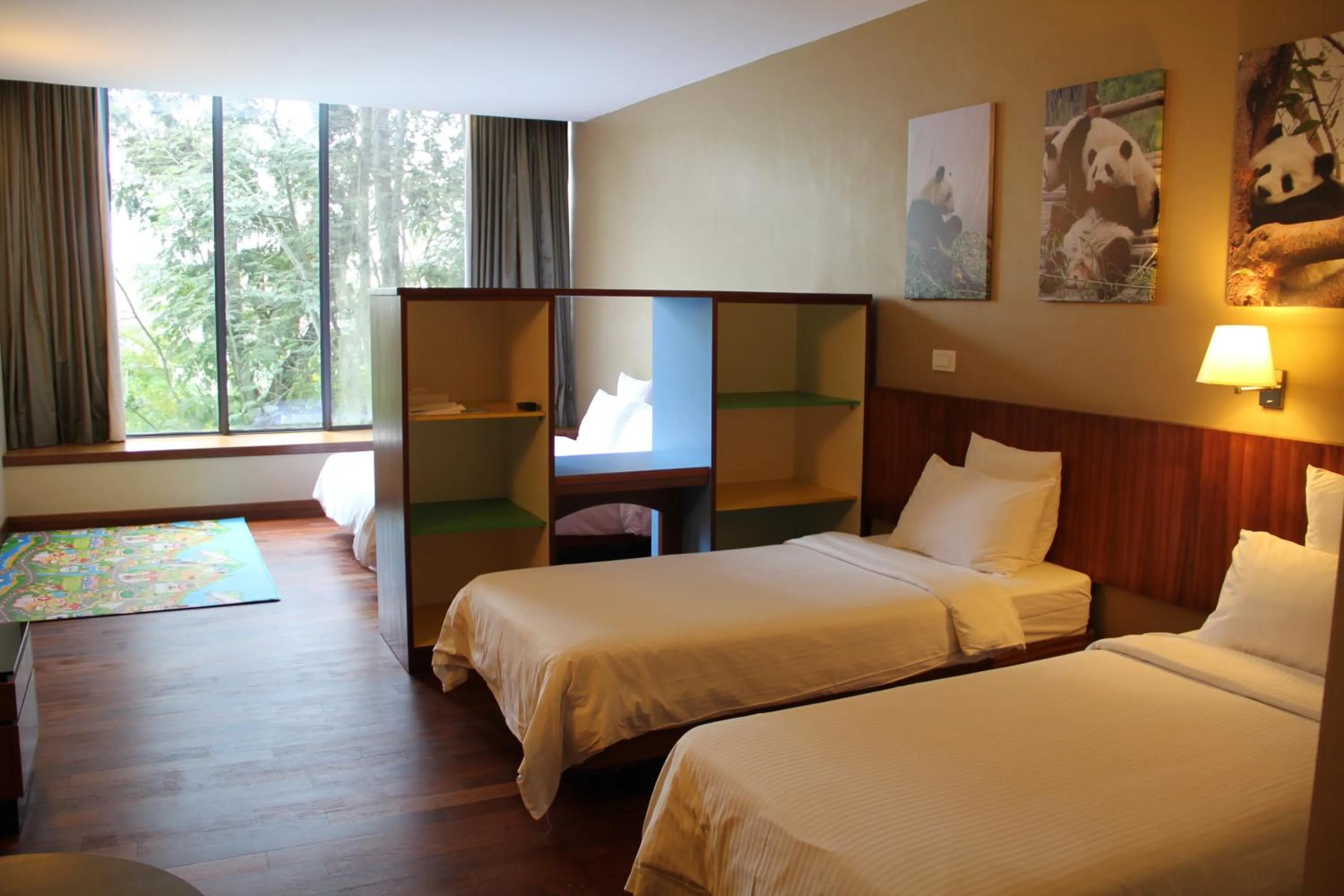 Bed in Siloso Beach Resort - Sentosa