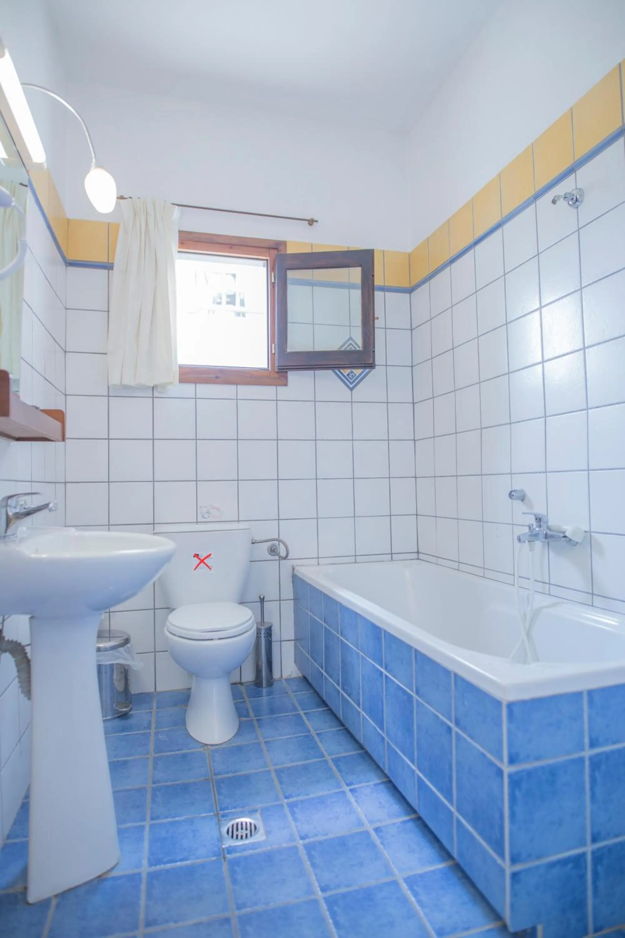 Bathroom in Pilio Sea Horizon Hotel