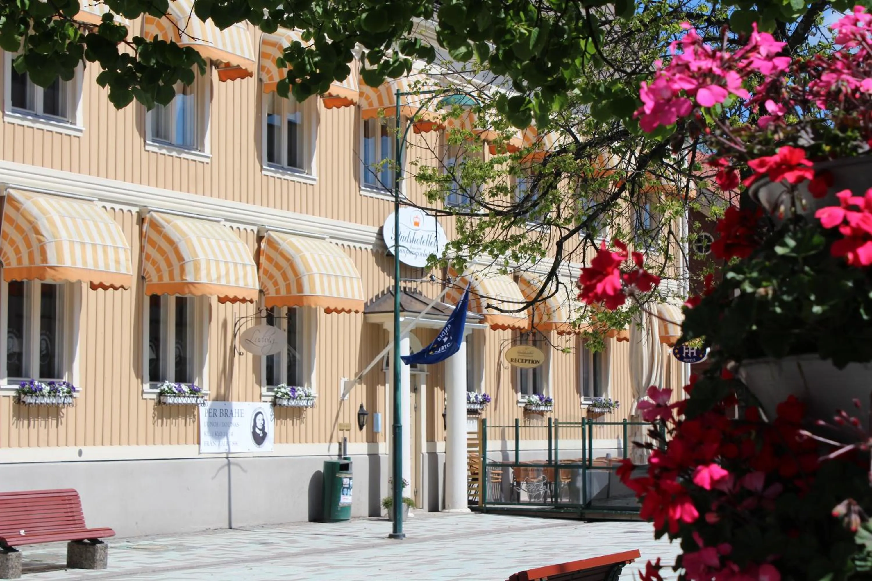 Facade/entrance in Pietarsaaren Kaupunginhotelli