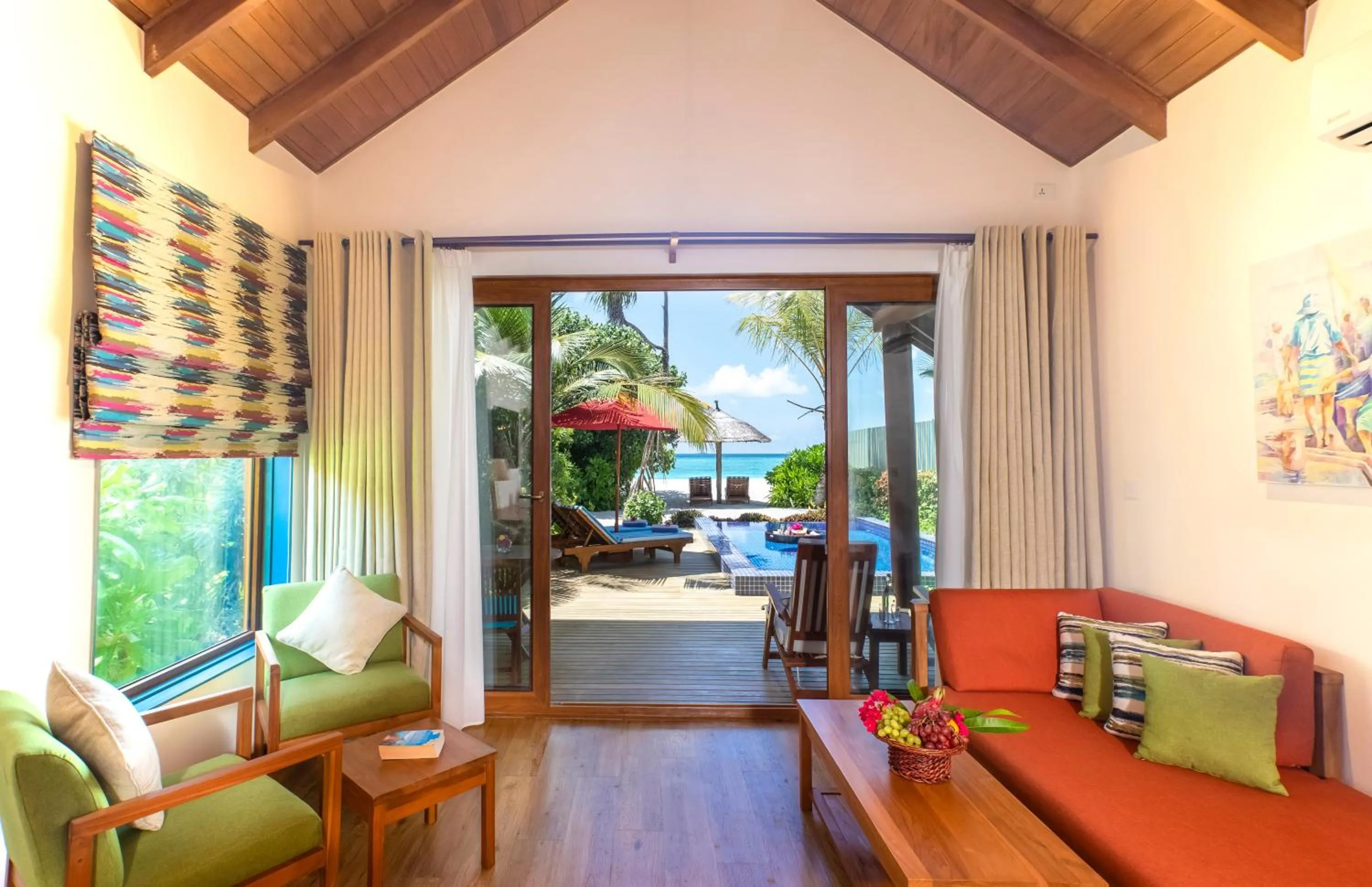 Seating area in Reethi Faru Resort