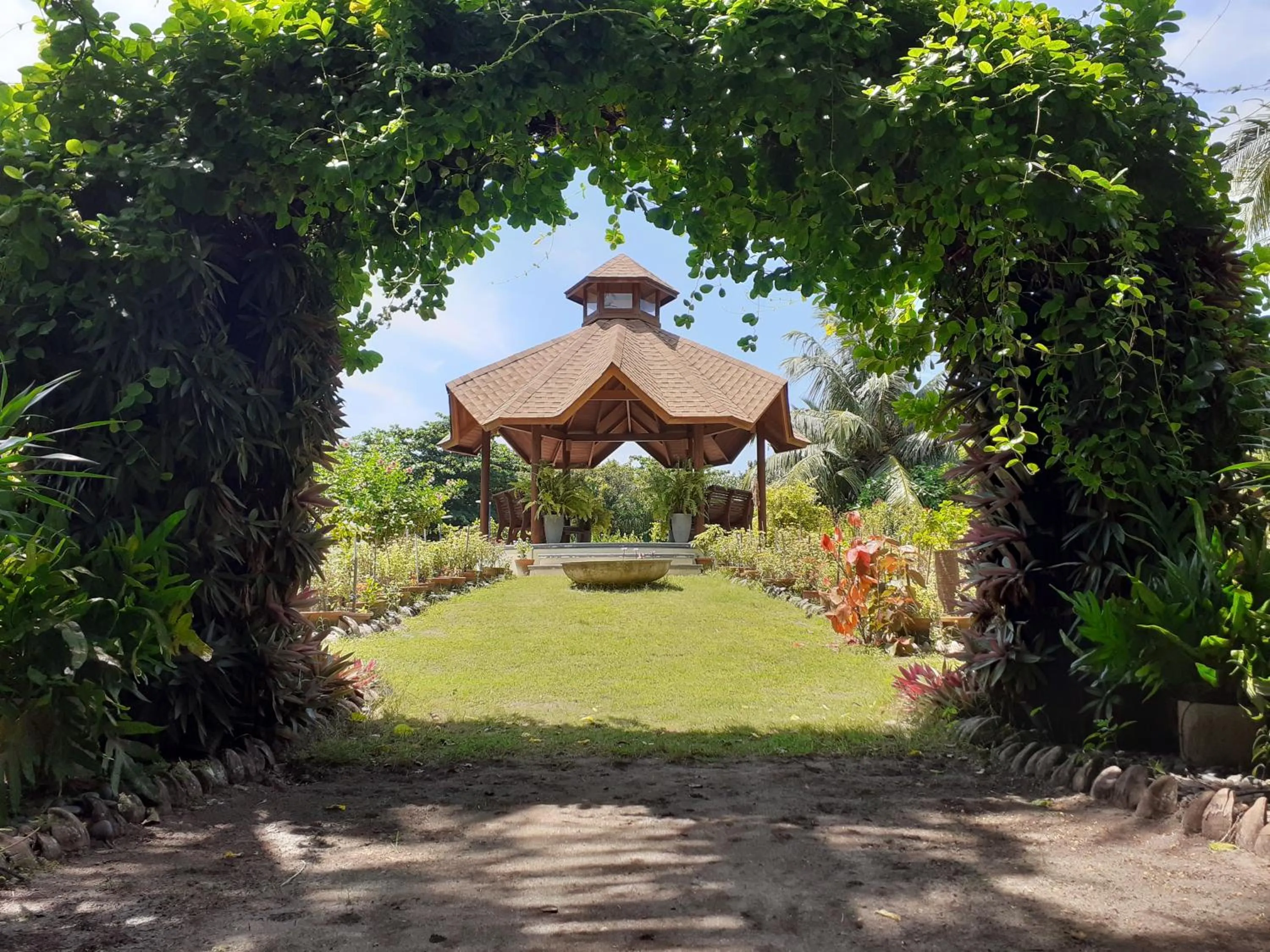 Garden in Reethi Faru Resort