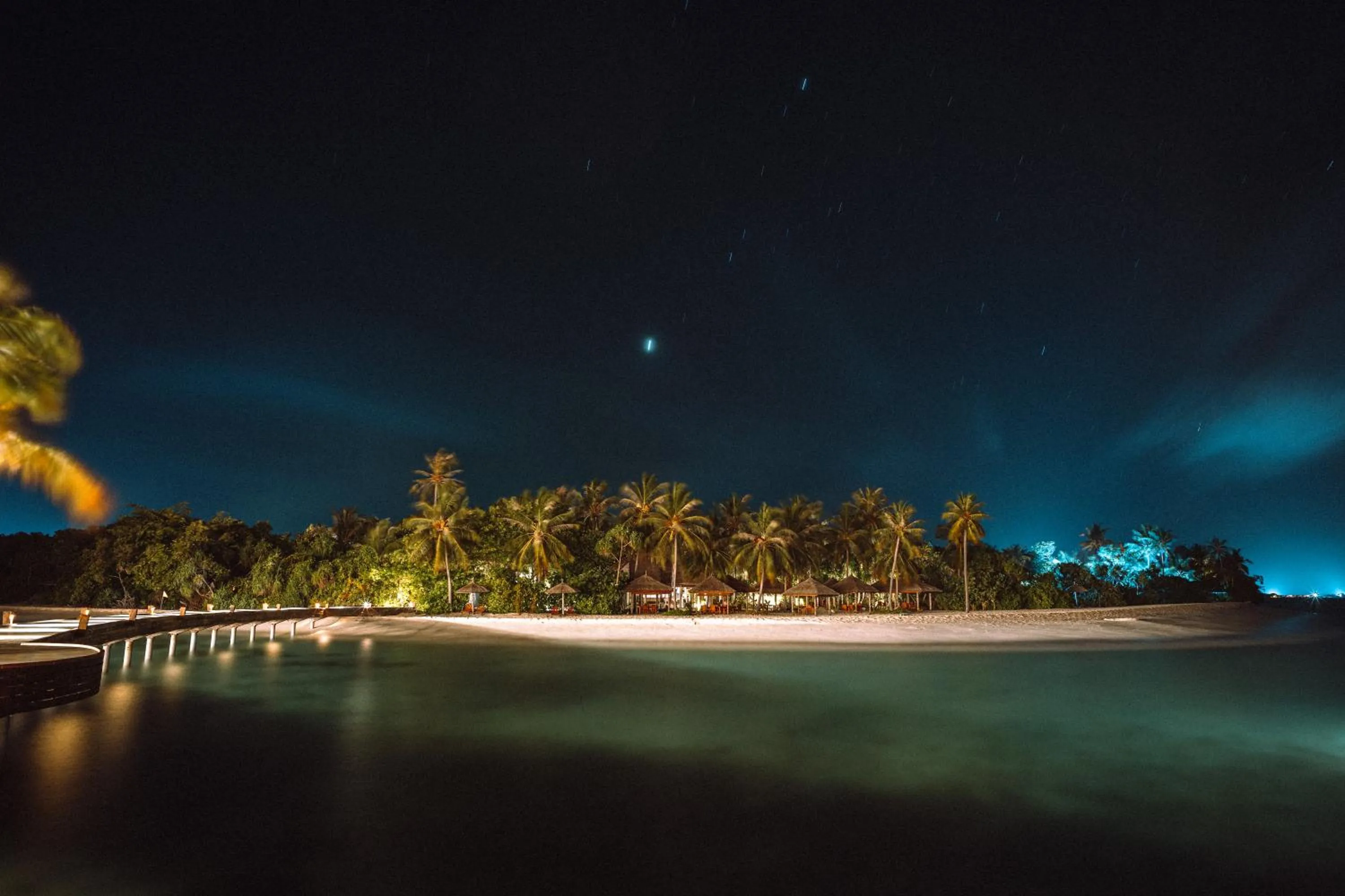 Property building in Reethi Faru Resort