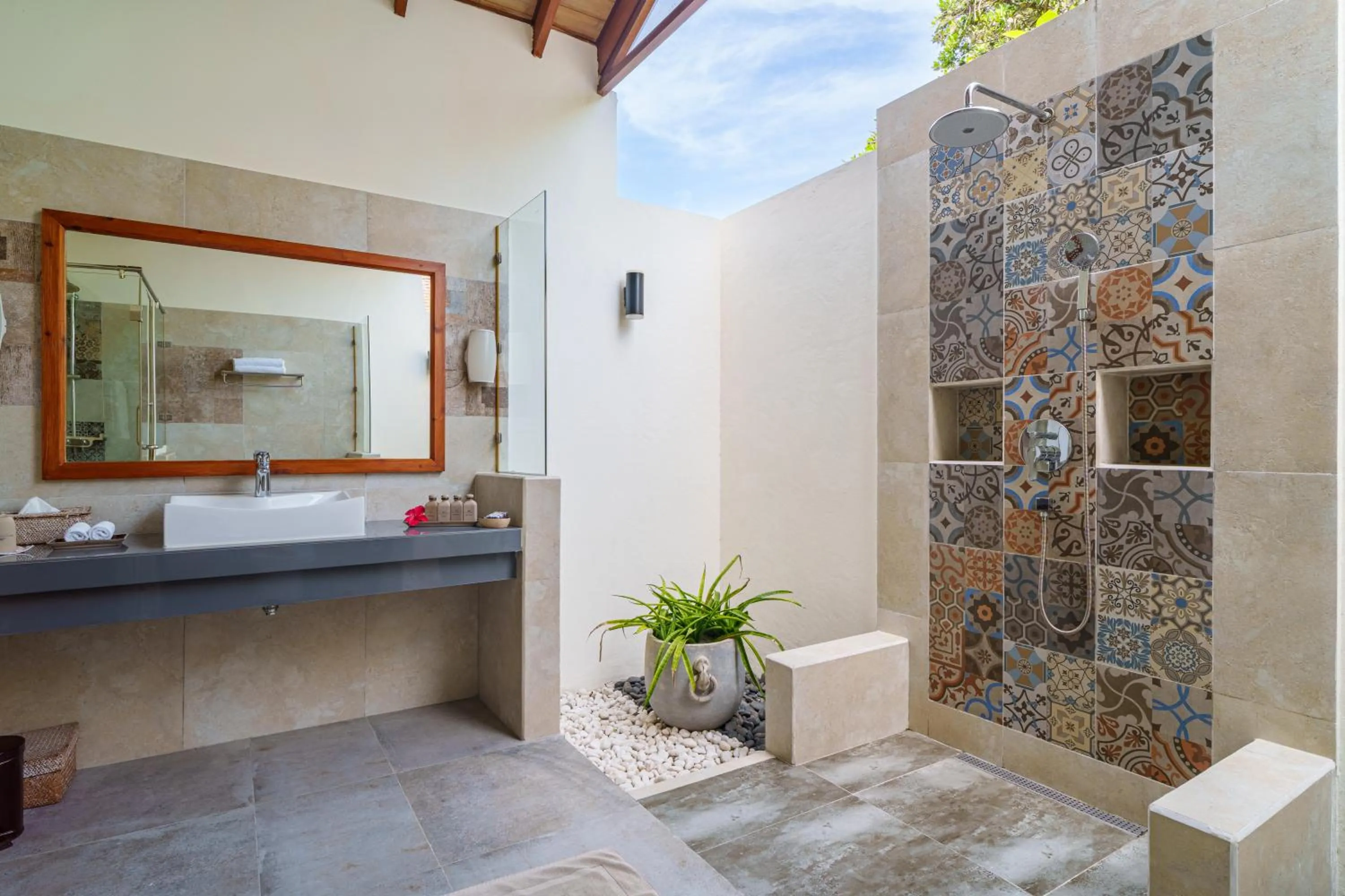 Bathroom in Reethi Faru Resort