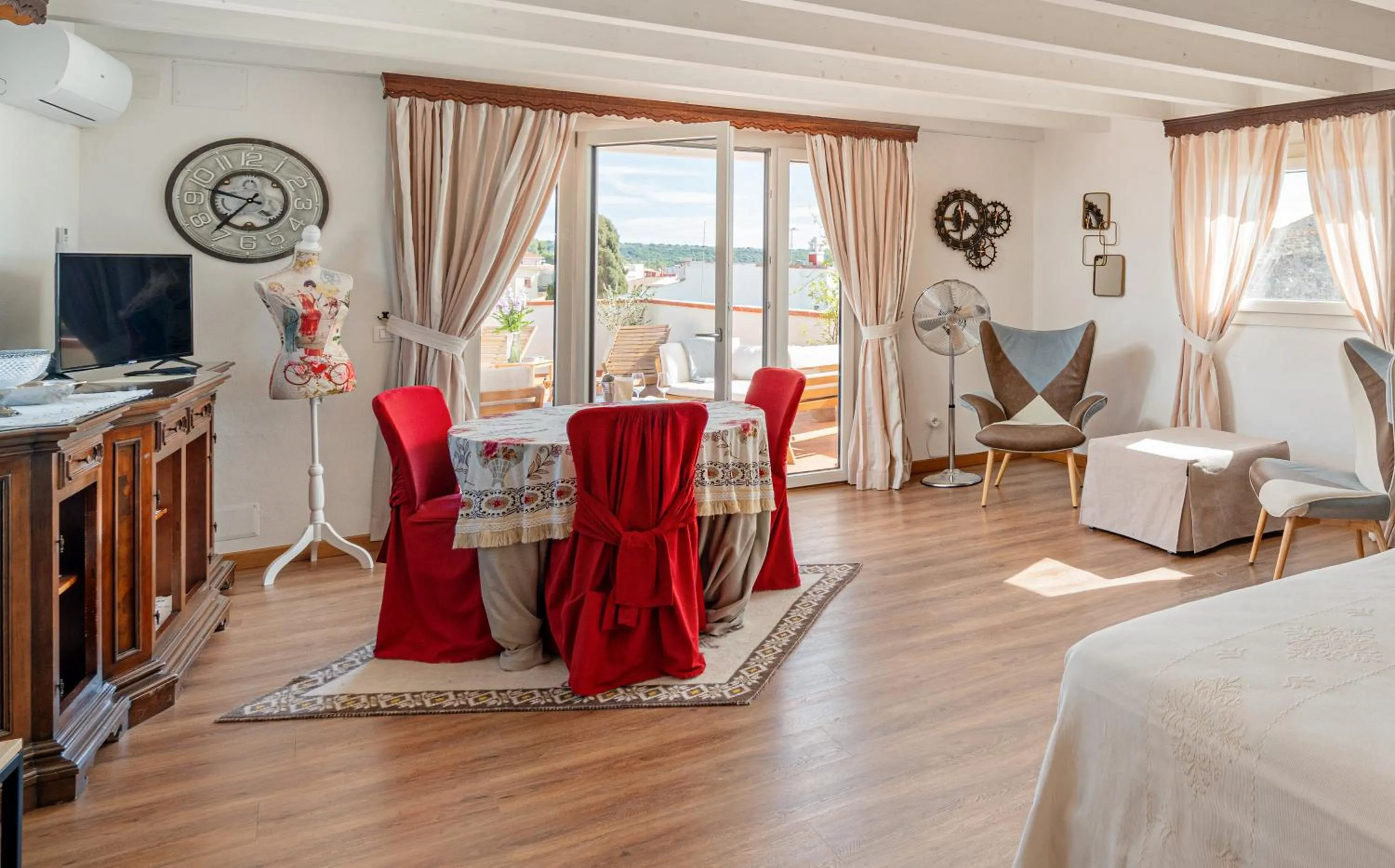 Bed in Albergo Diffuso Mannois