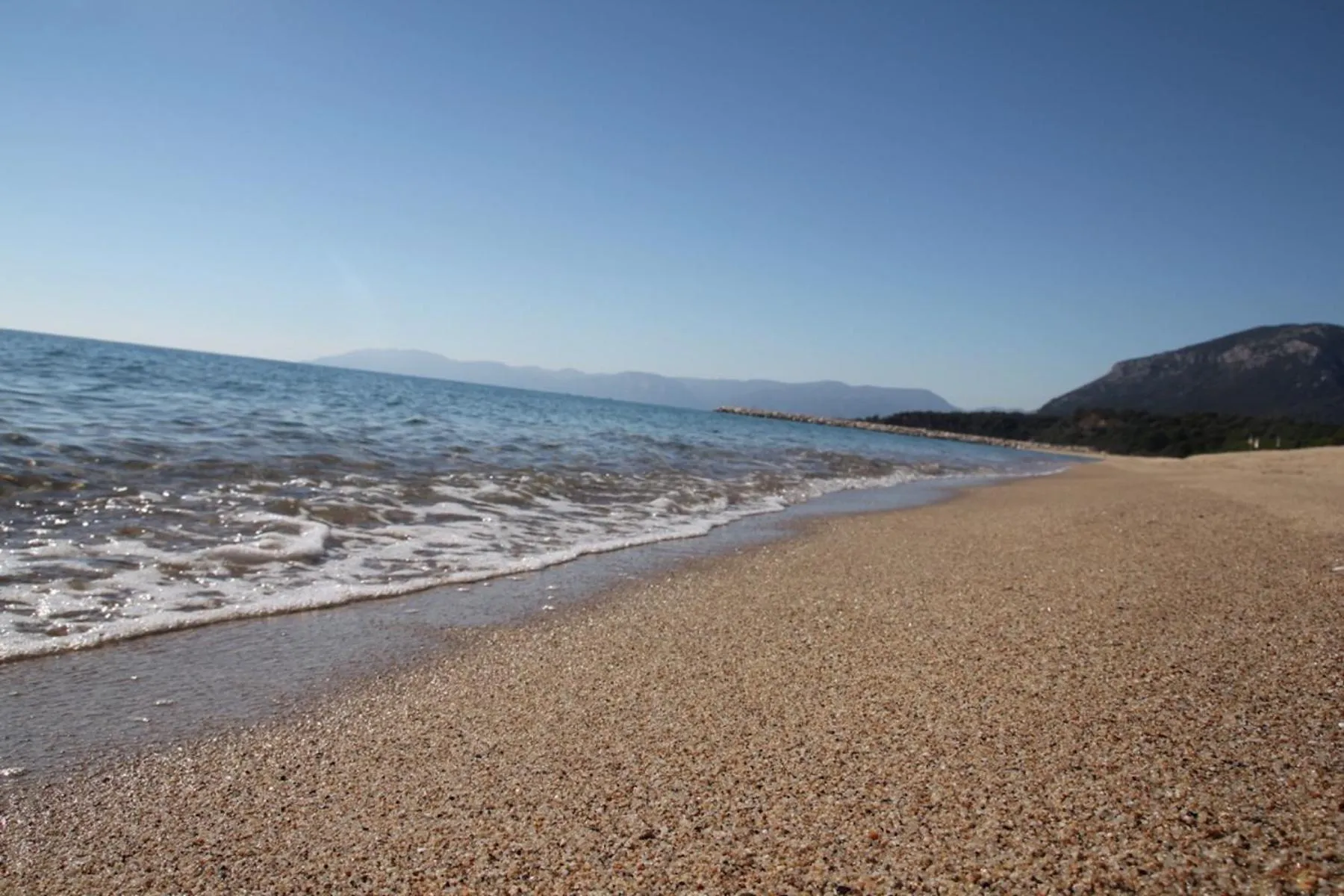Beach in Albergo Diffuso Mannois