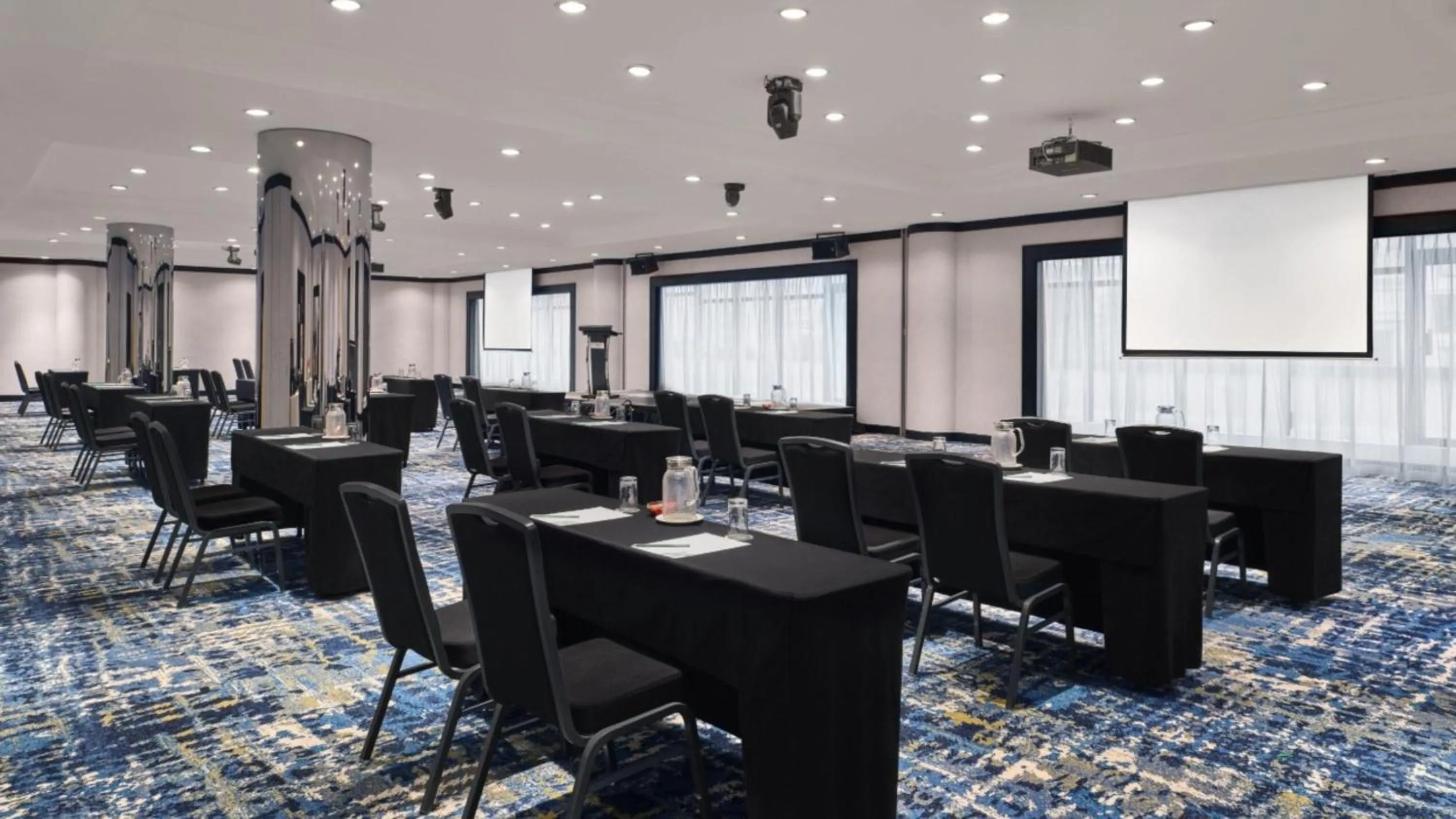 Meeting/conference room in Holiday Inn Singapore Atrium by IHG