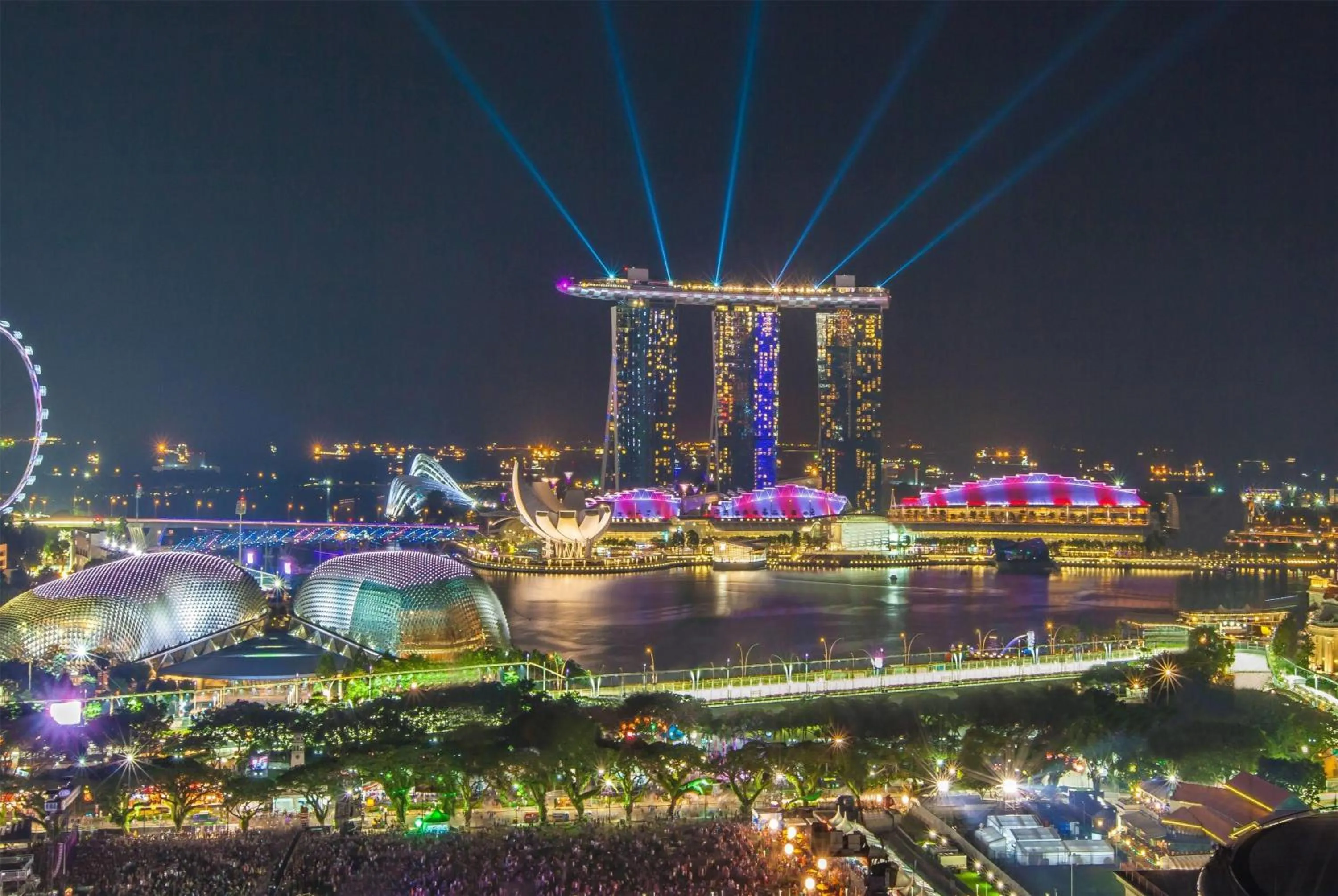 Property building in Wyndham Singapore Hotel