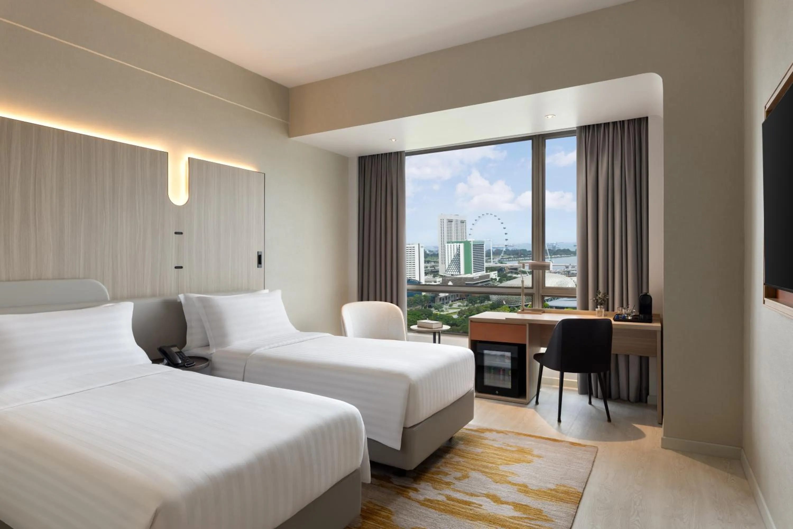 Bedroom, Bed in Wyndham Singapore Hotel