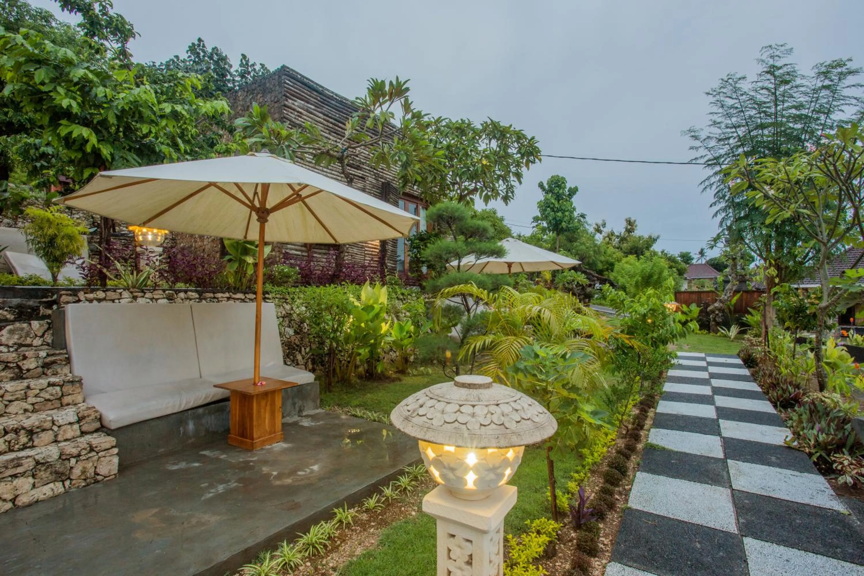 Patio in Kabeh Jati Garden Villa & Restaurant