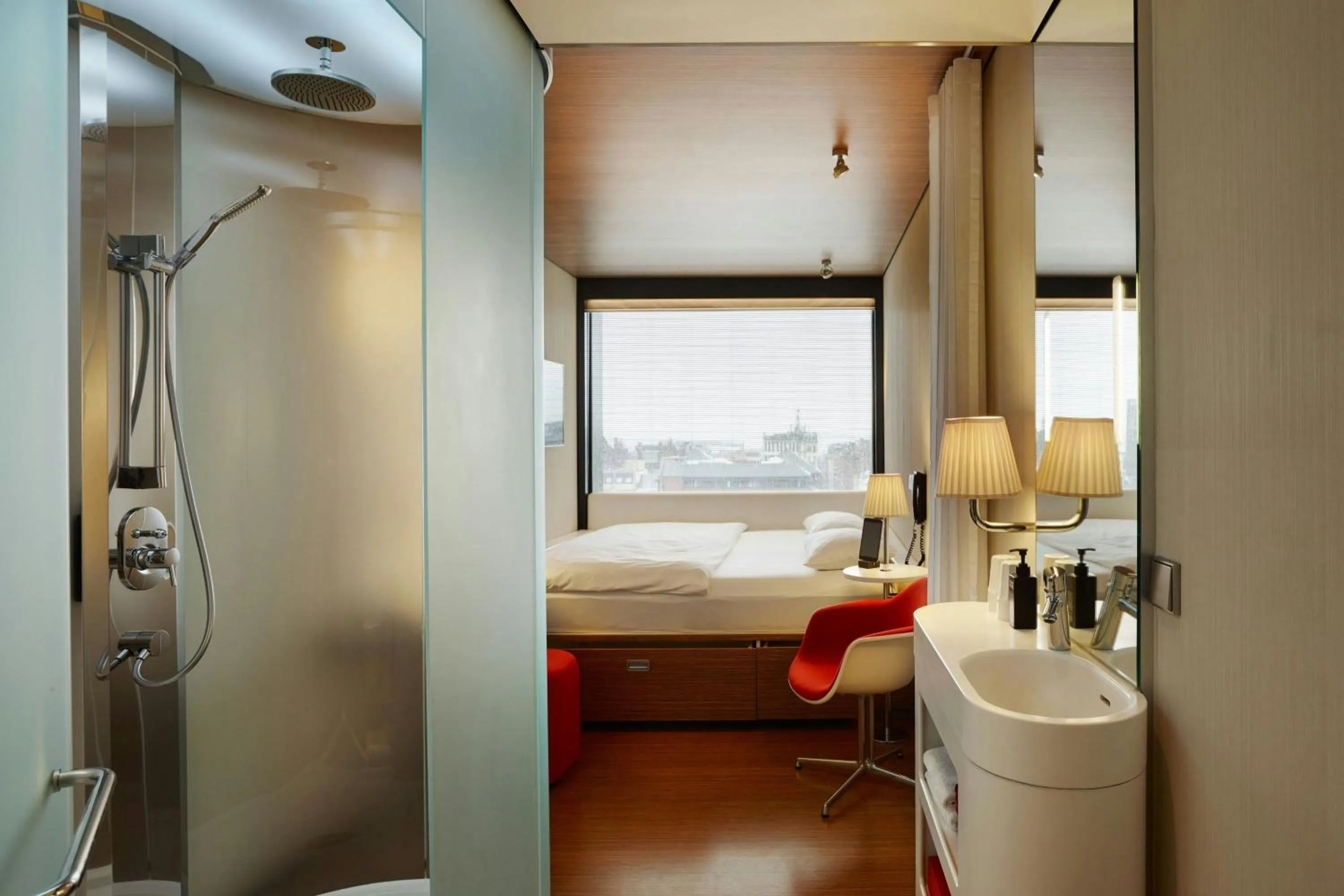 Bedroom, Bed in citizenM Glasgow