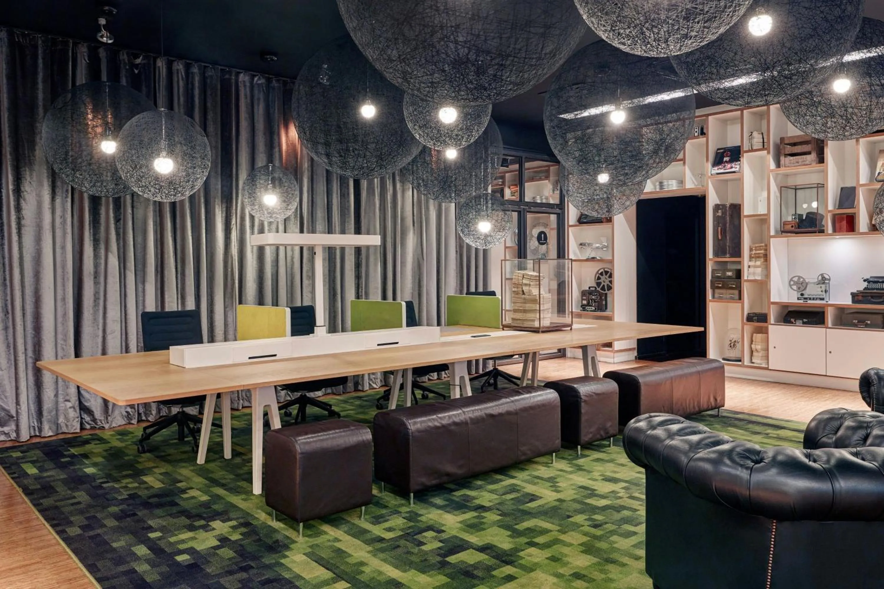 Meeting/conference room in citizenM Glasgow