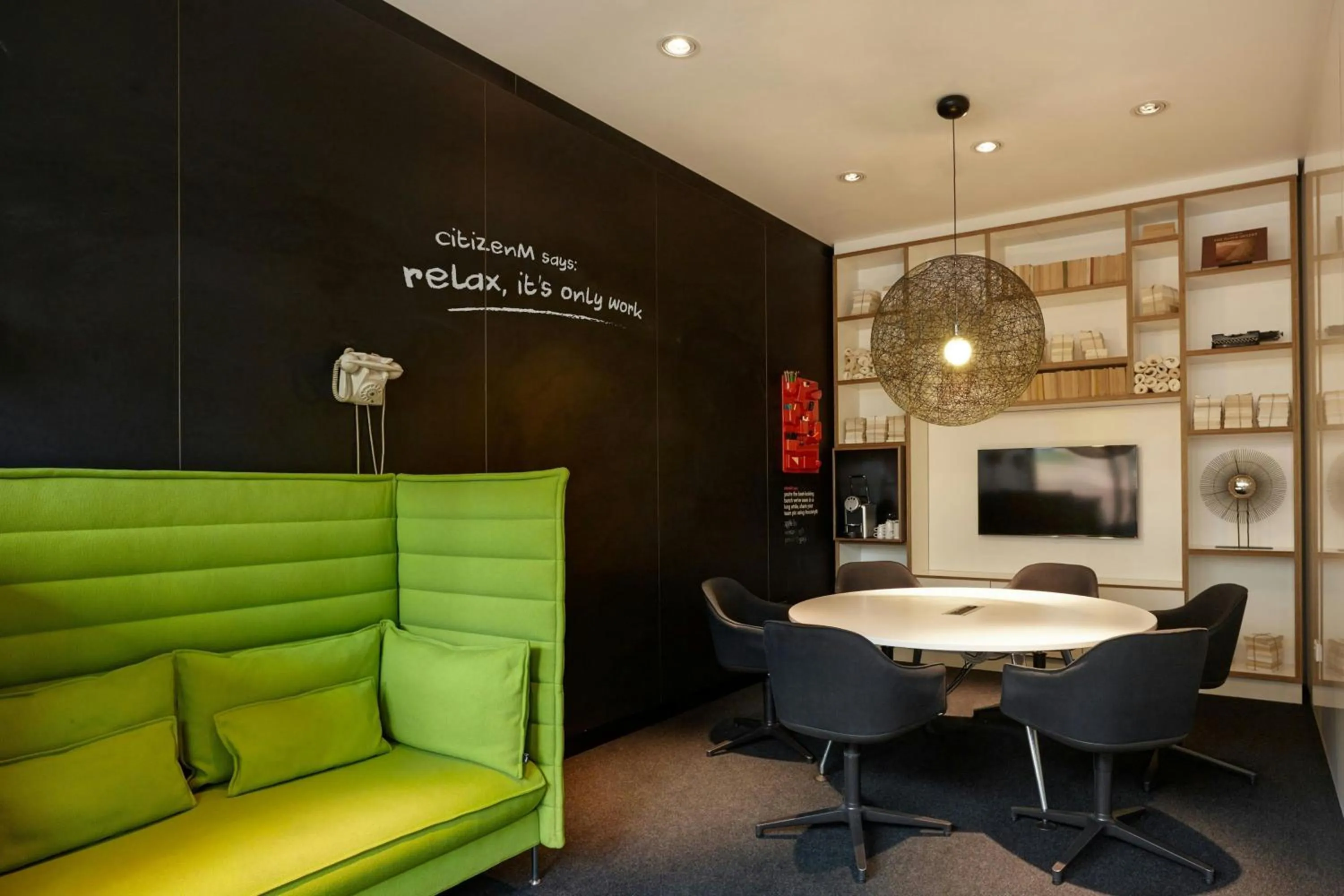 Meeting/conference room in citizenM Glasgow