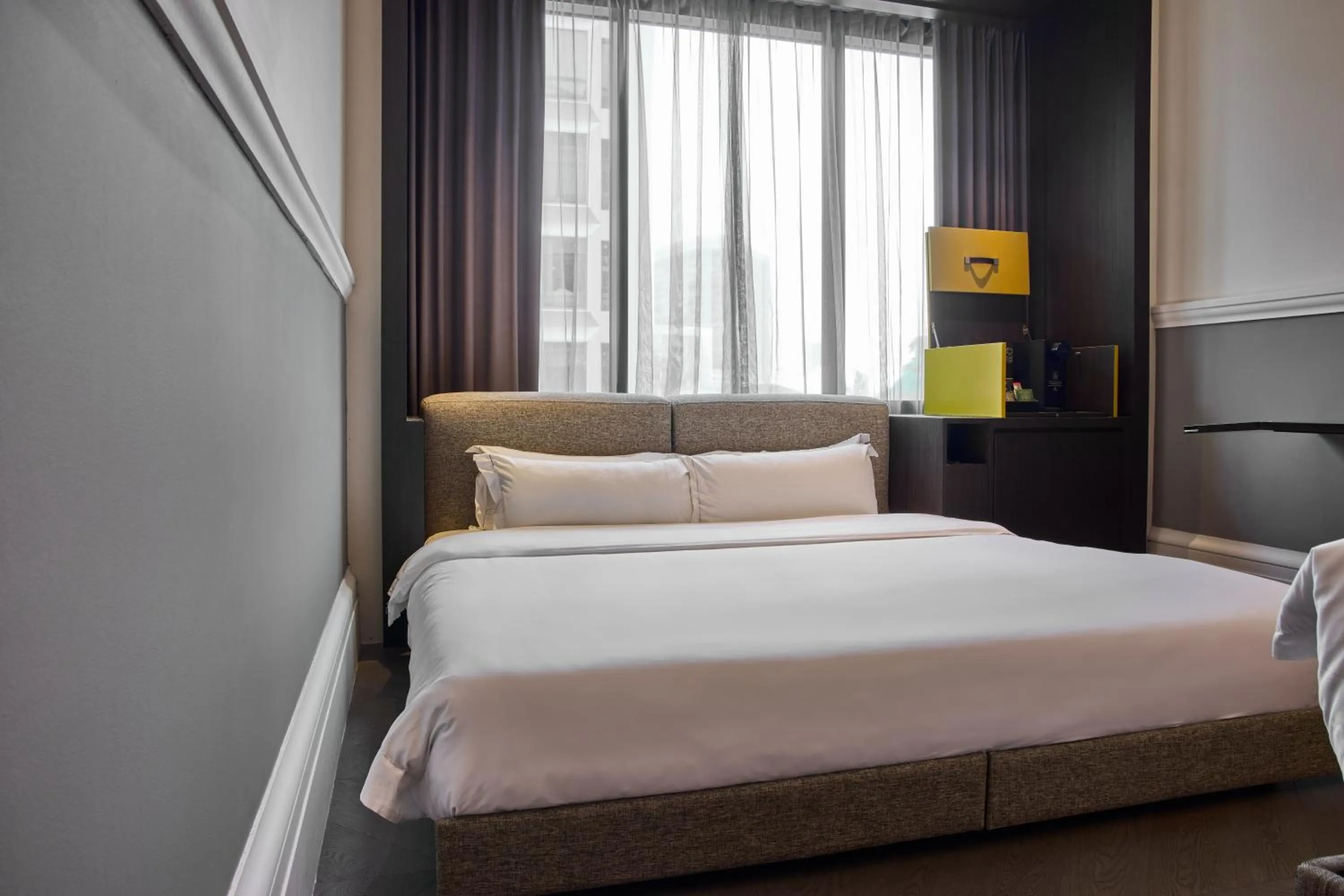 Bed in Grand Park City Hall