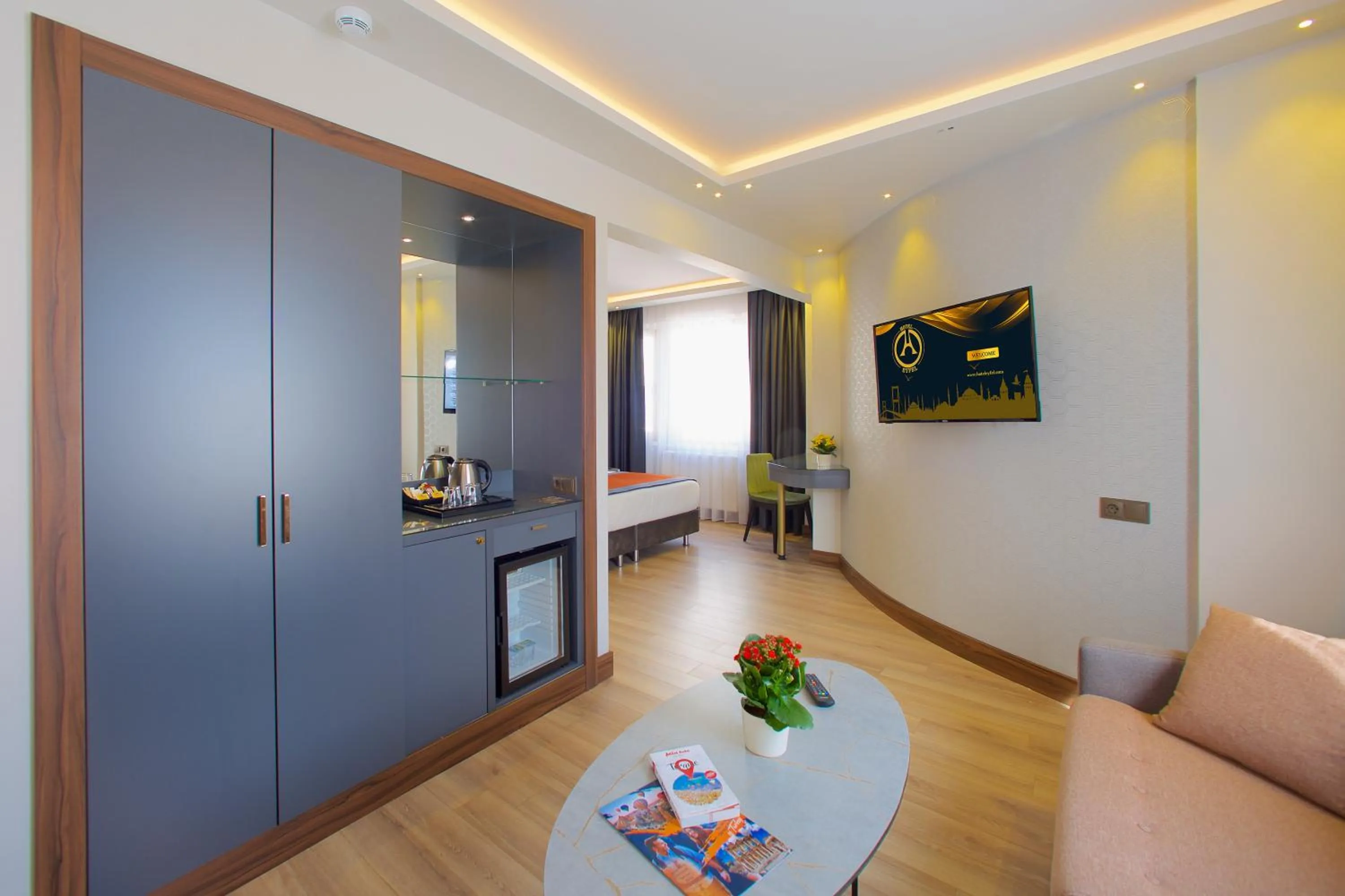 Seating area in Hotel Eyfel