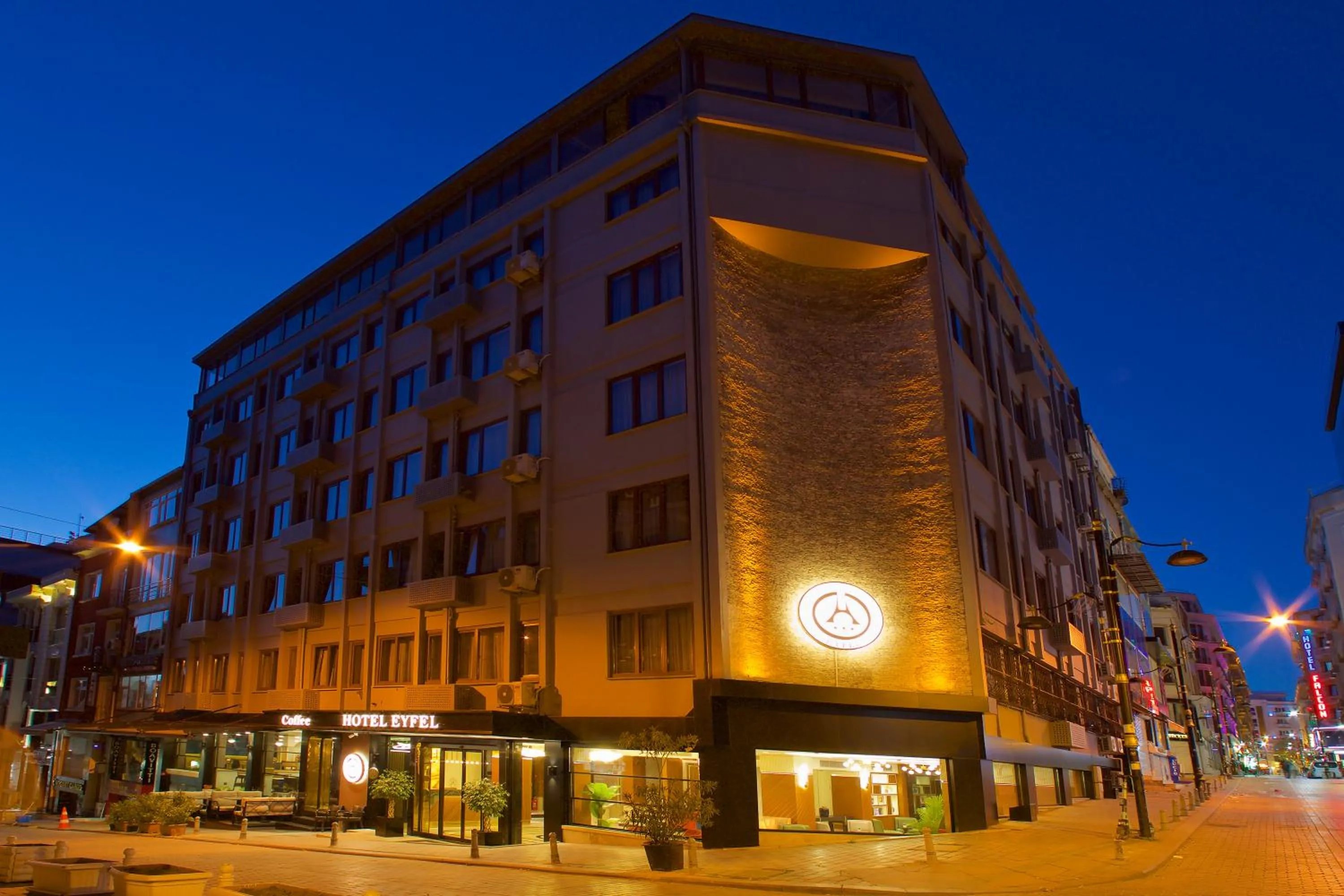 Property building in Hotel Eyfel