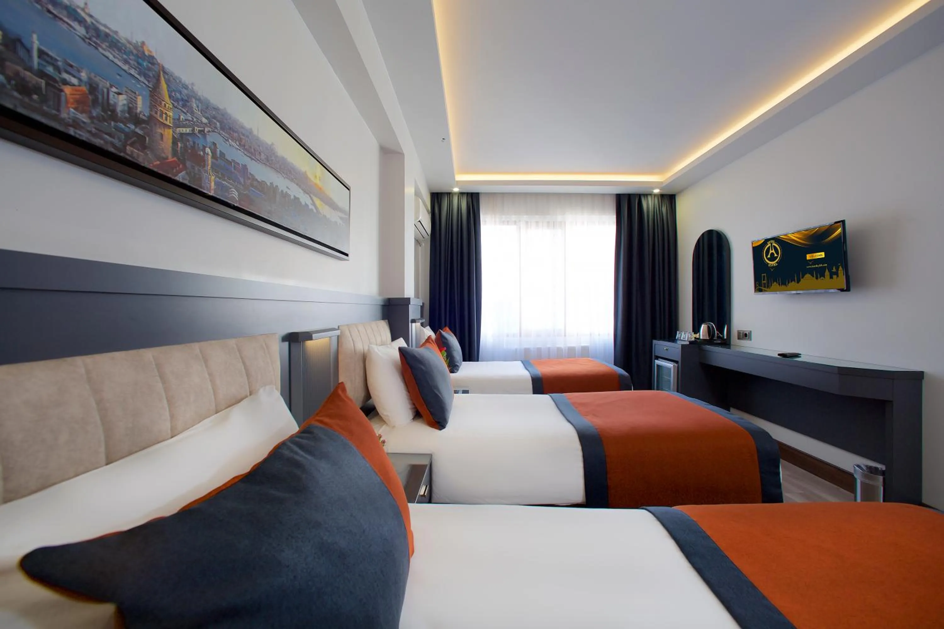 Photo of the whole room, Bed in Hotel Eyfel