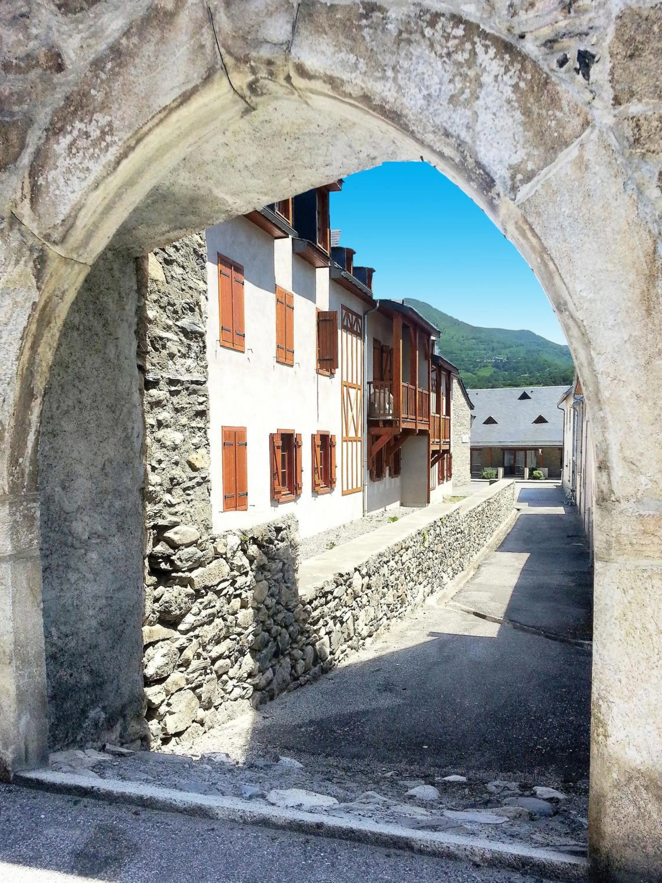 Facade/entrance in Résidence Vignec Village by Actisource