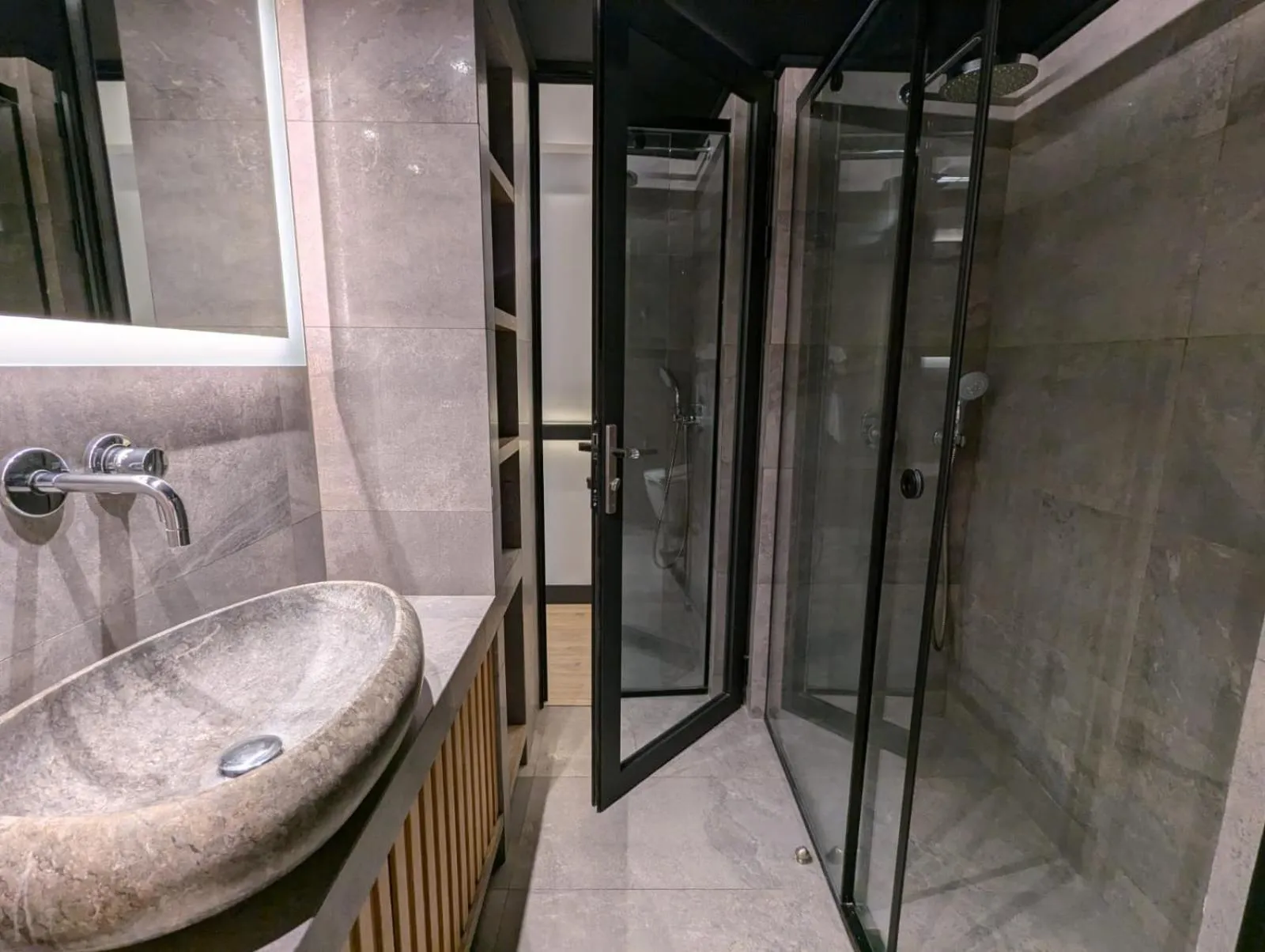 Shower in Be My Guest Athens