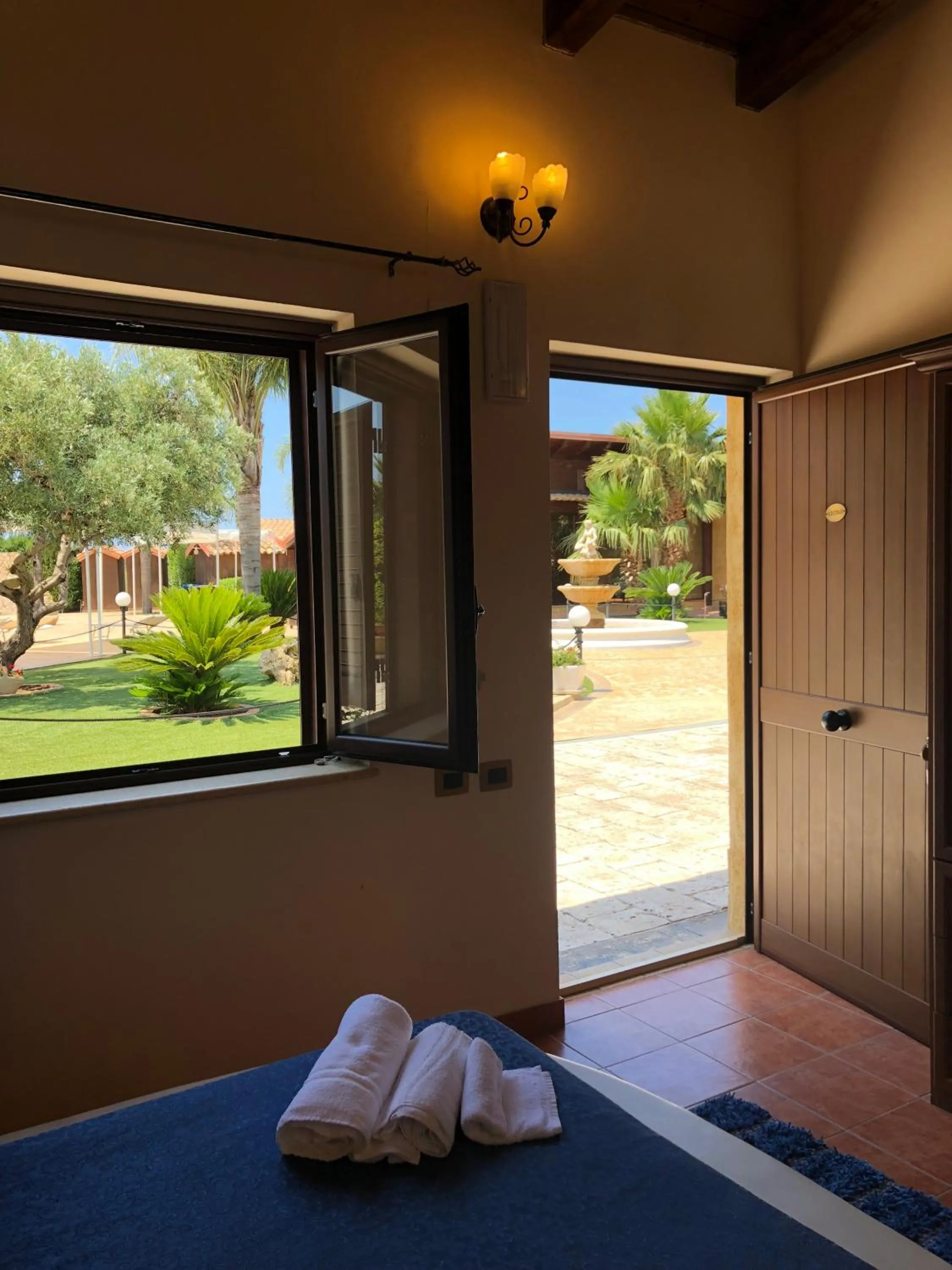 Pool view in Villa Alisia