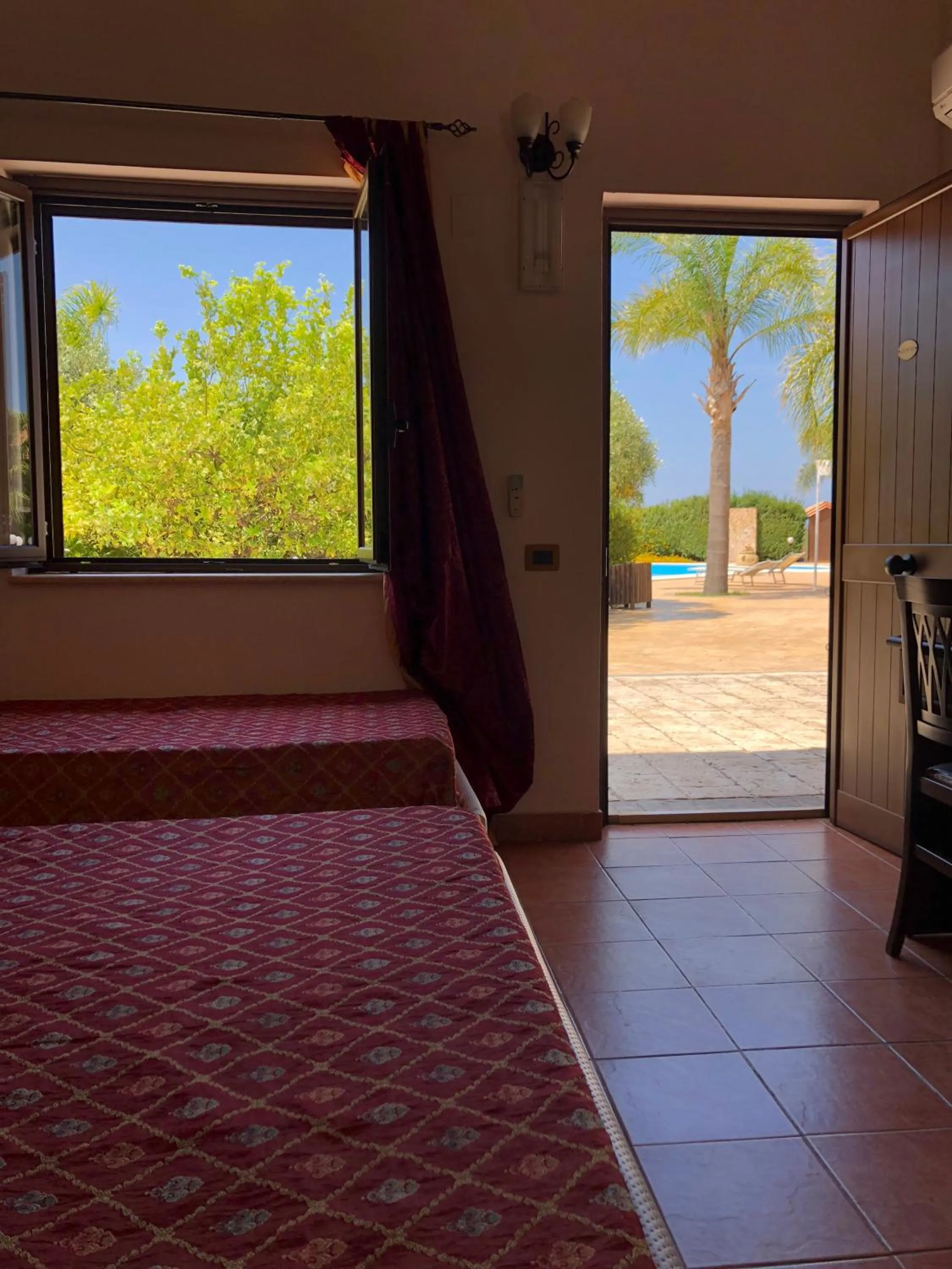 Pool view in Villa Alisia