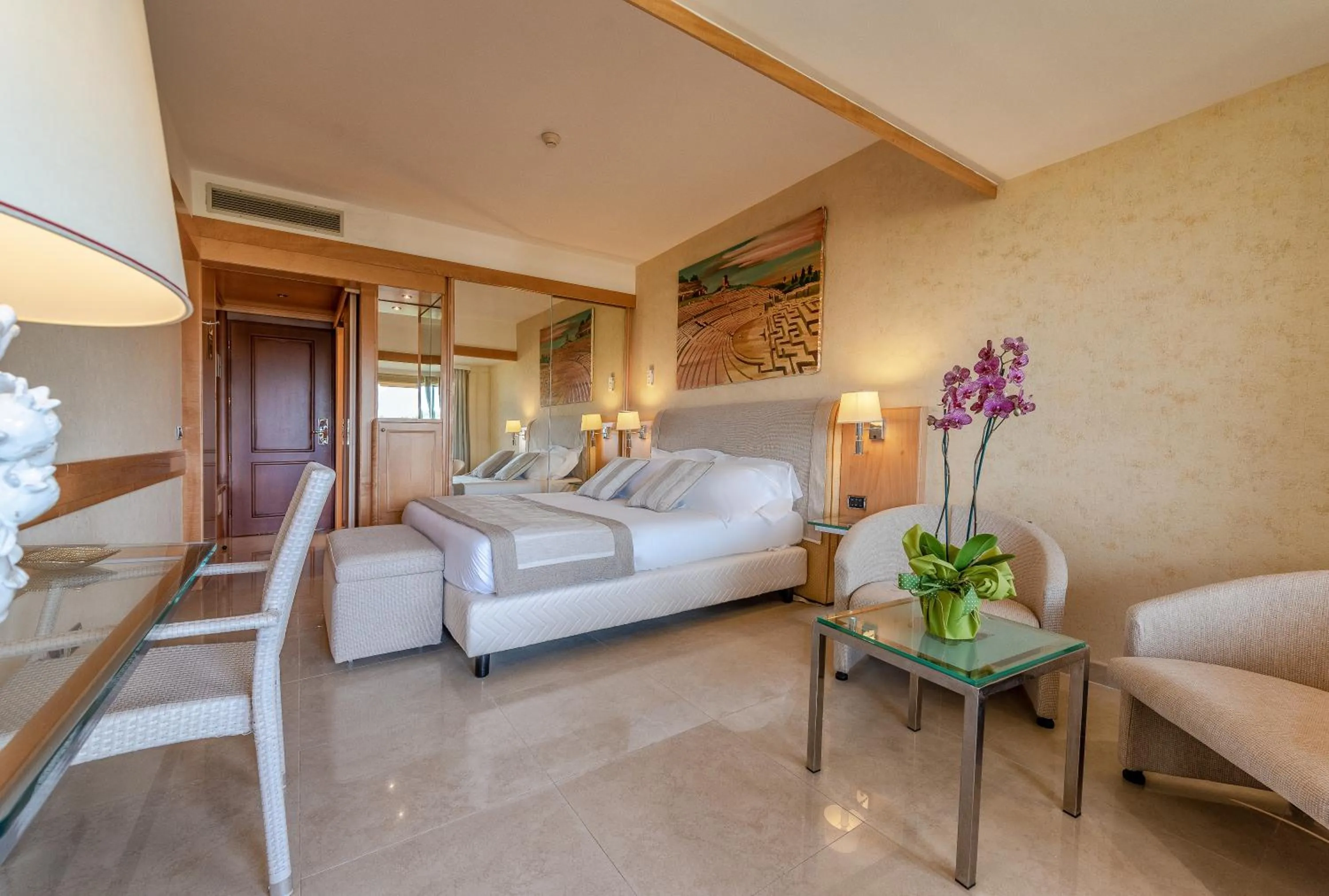 Photo of the whole room, Bed in Acacia Resort Parco Dei Leoni