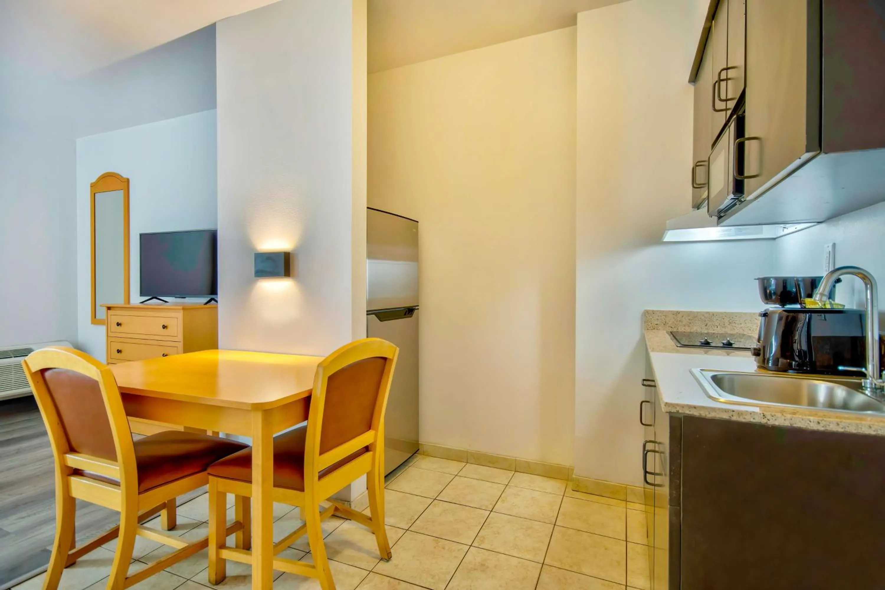 Kitchen or kitchenette in Studio 6-Bakersfield, CA