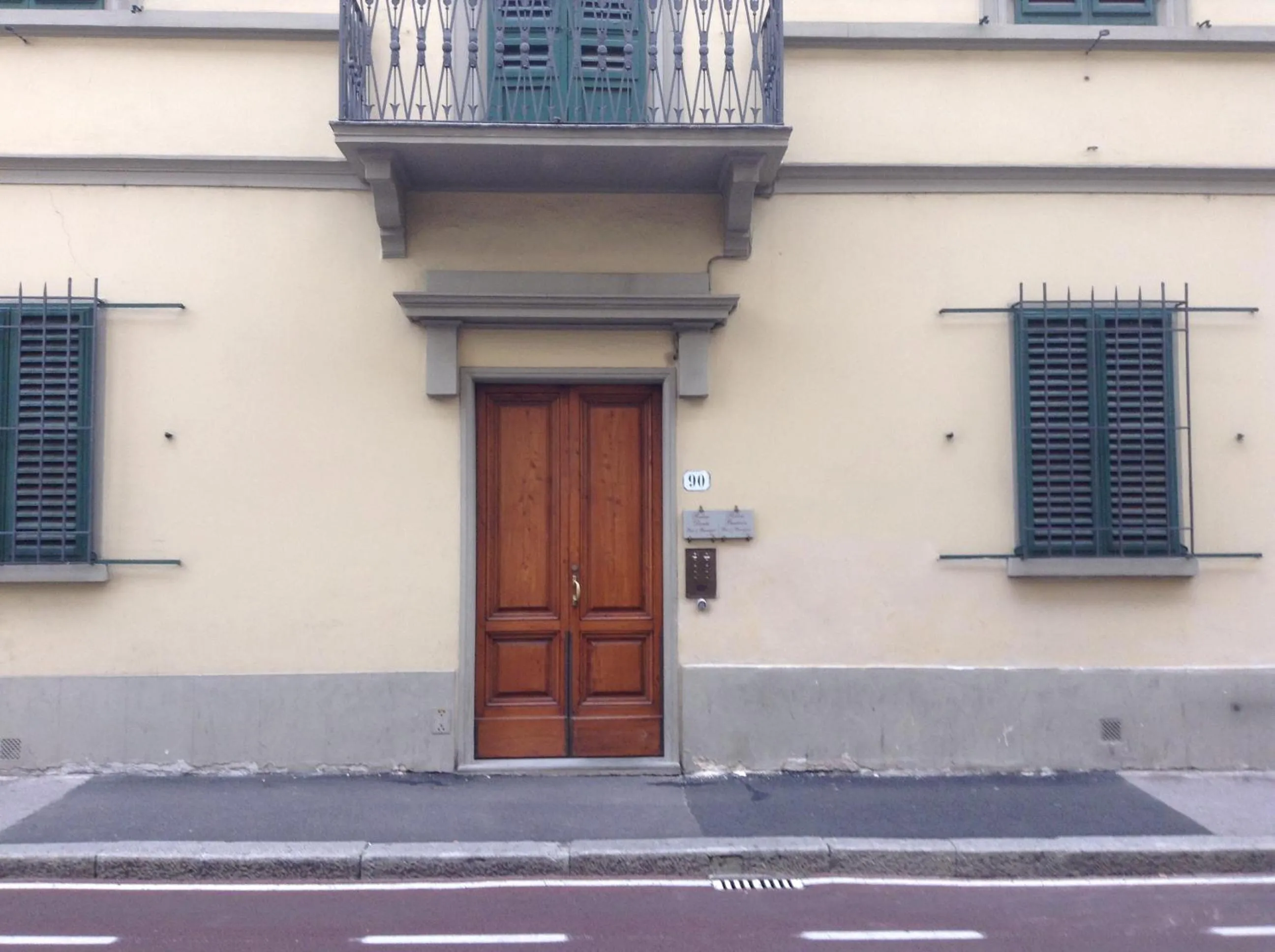 Facade/entrance in Relais Dante e Beatrice