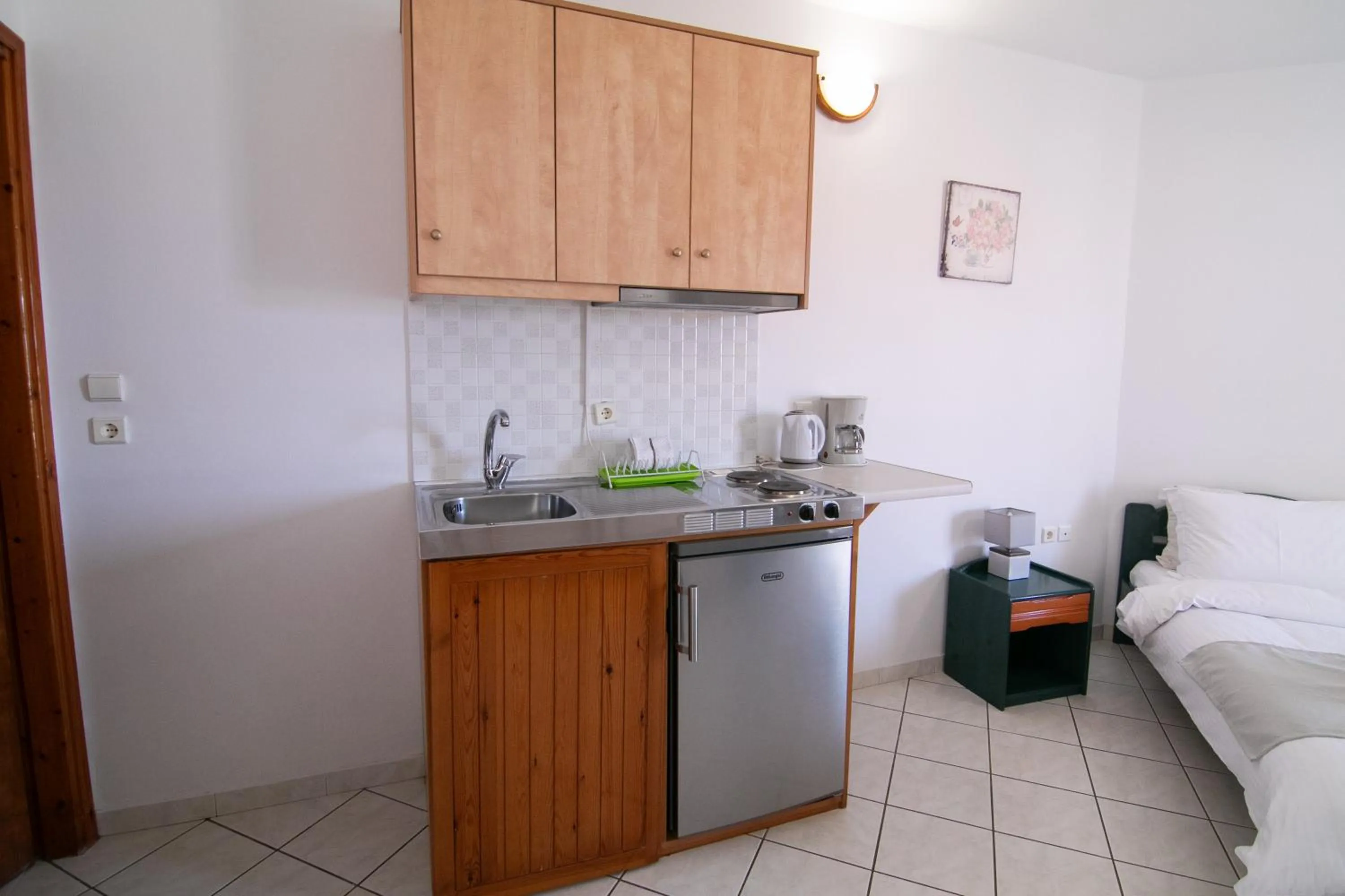 Malvasia Corner Studios - ex Romeo's House