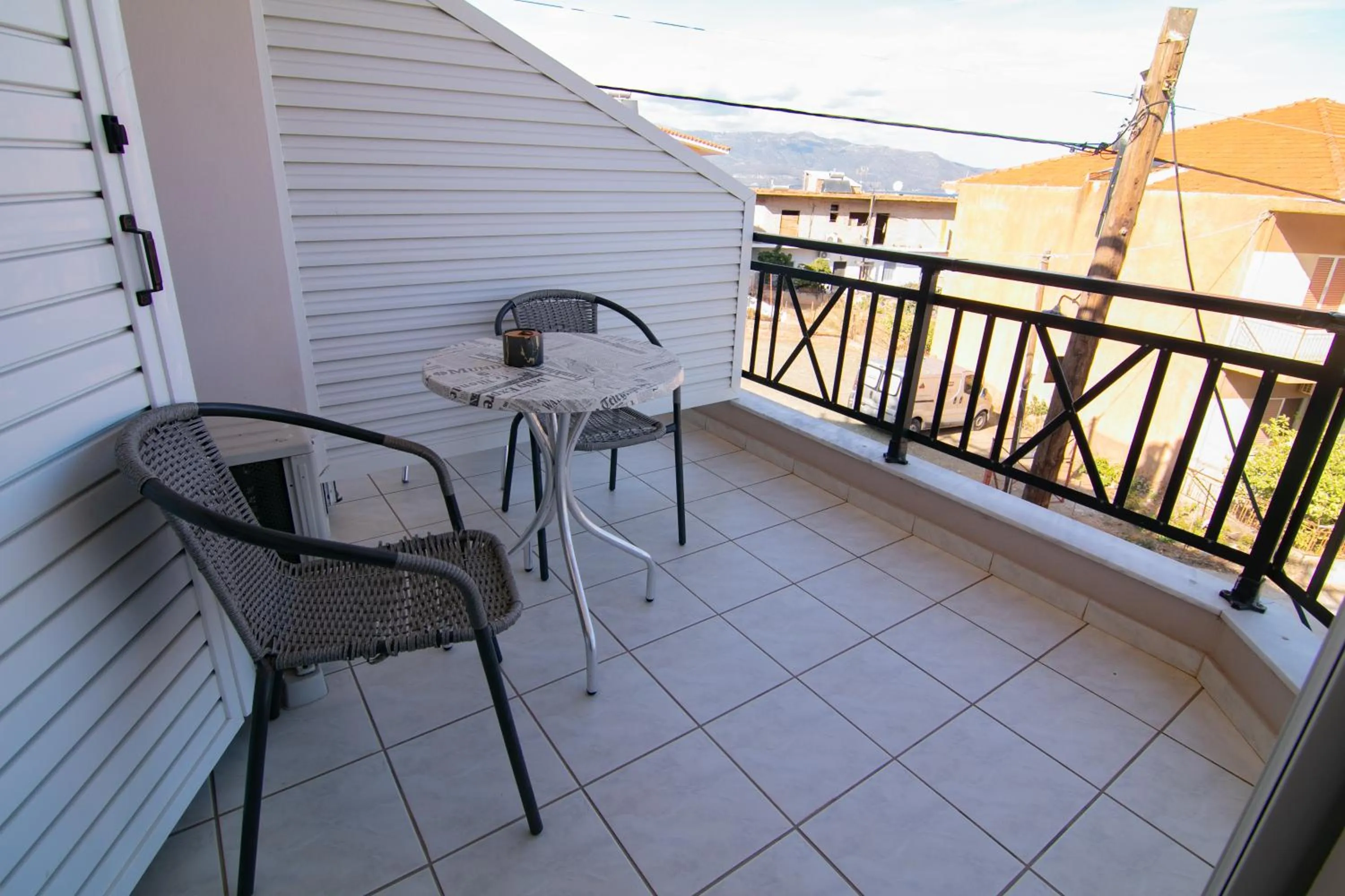 Malvasia Corner Studios - ex Romeo's House