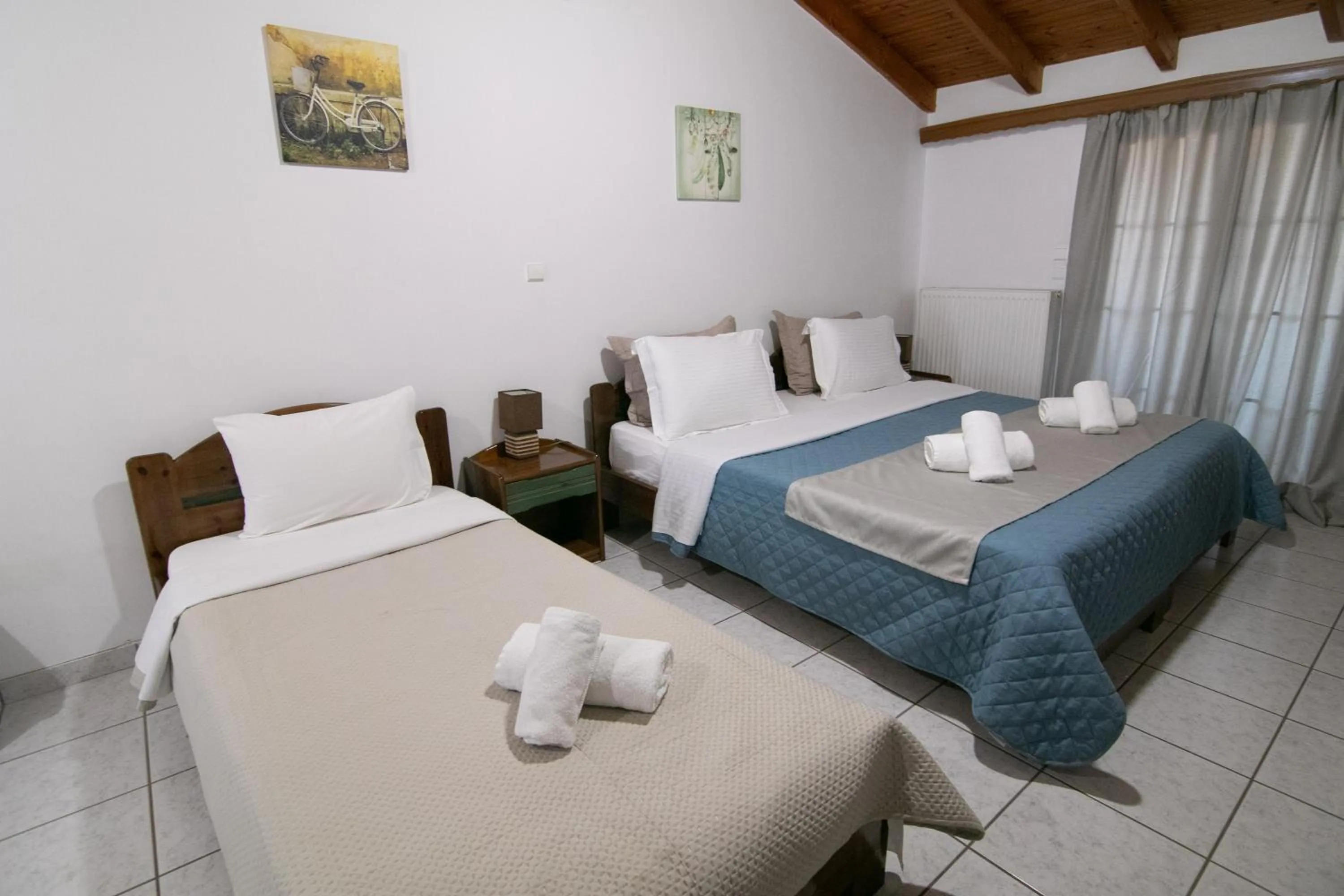 Bed in Malvasia Corner Studios - ex Romeo's House