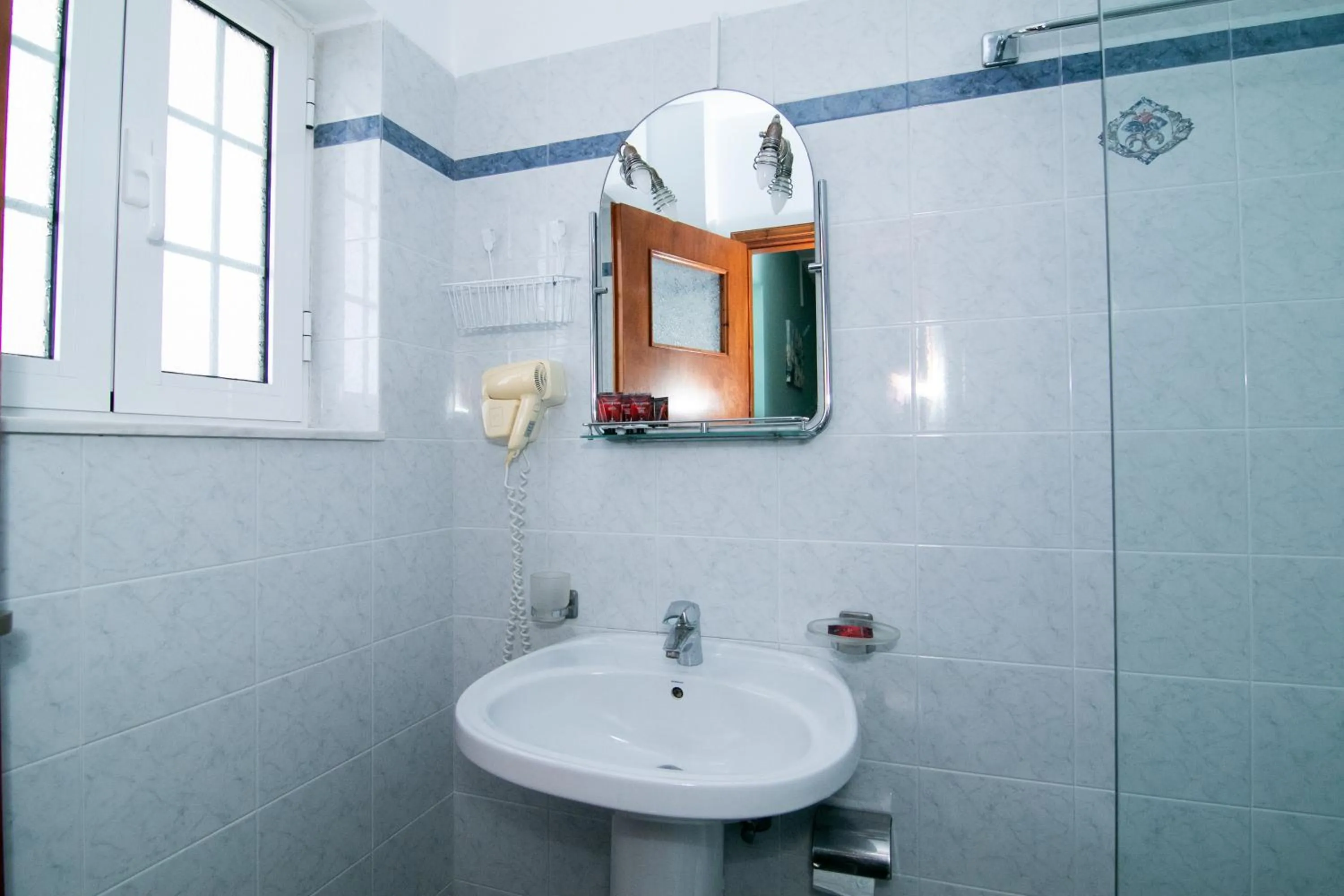 Malvasia Corner Studios - ex Romeo's House