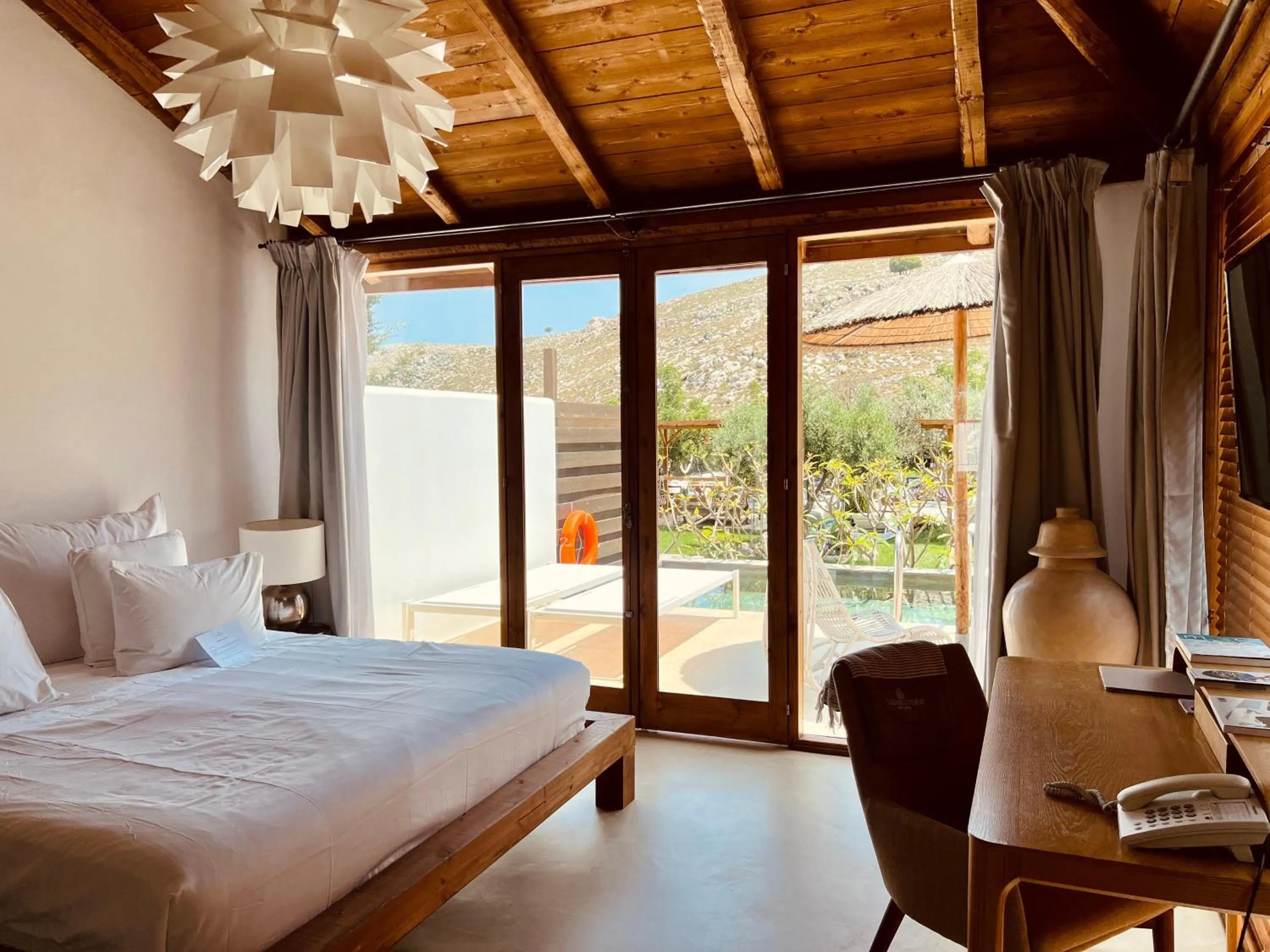 Photo of the whole room, Bed in Caesars Gardens Hotel & Spa - Adults Only