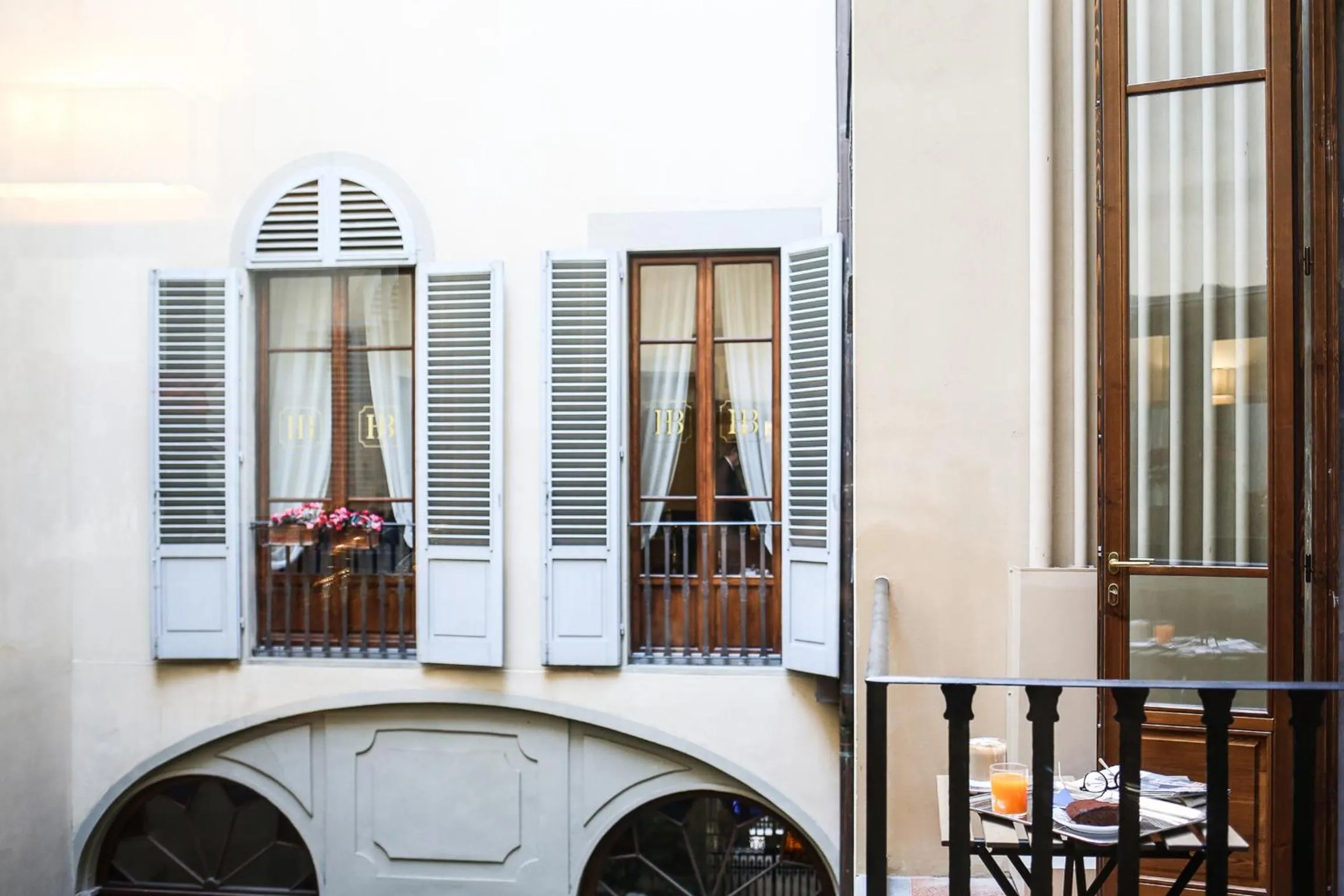 Garden view in Hotel Burchianti