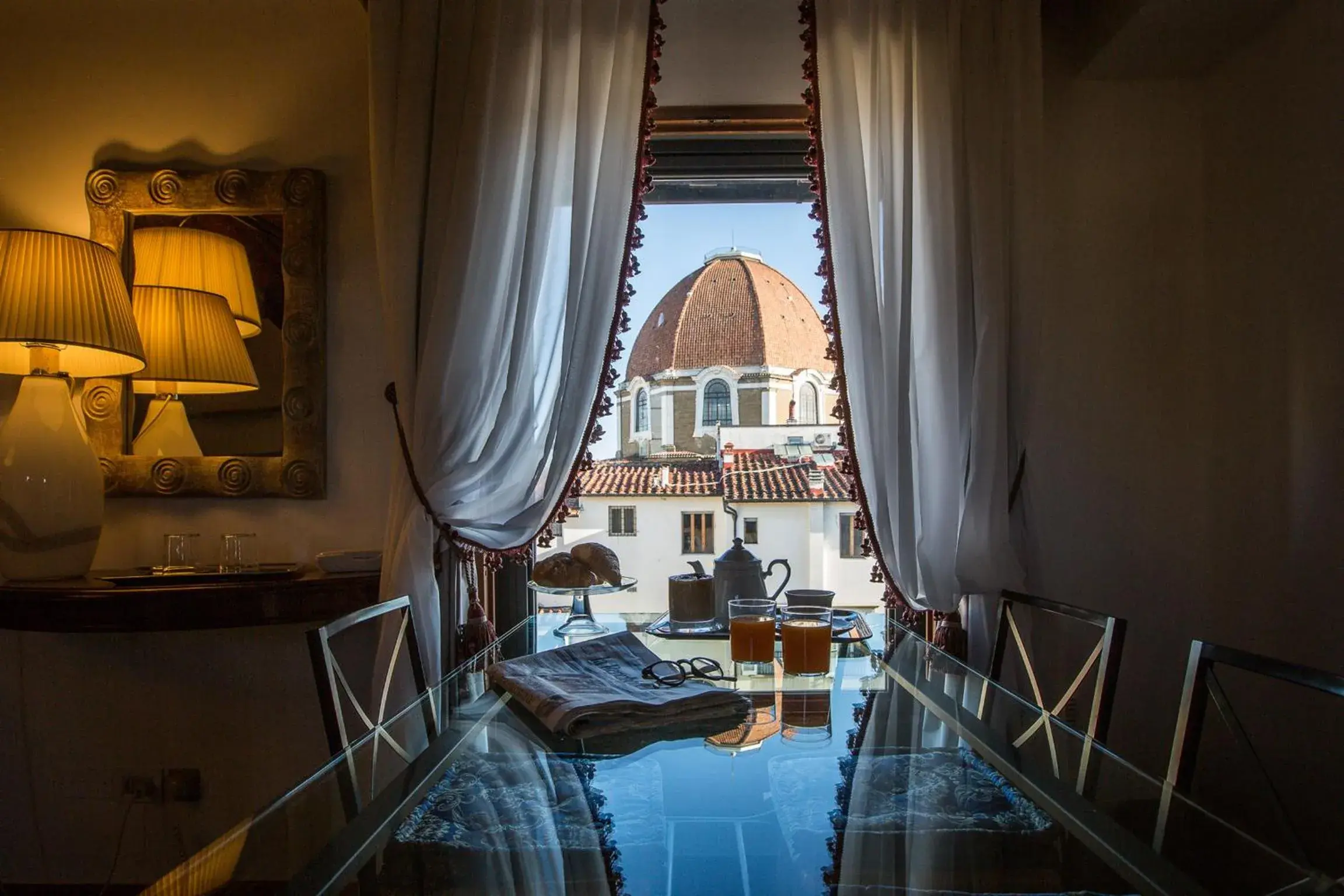 Suite with City View in Hotel Burchianti Suite with City View in Hotel Burchianti