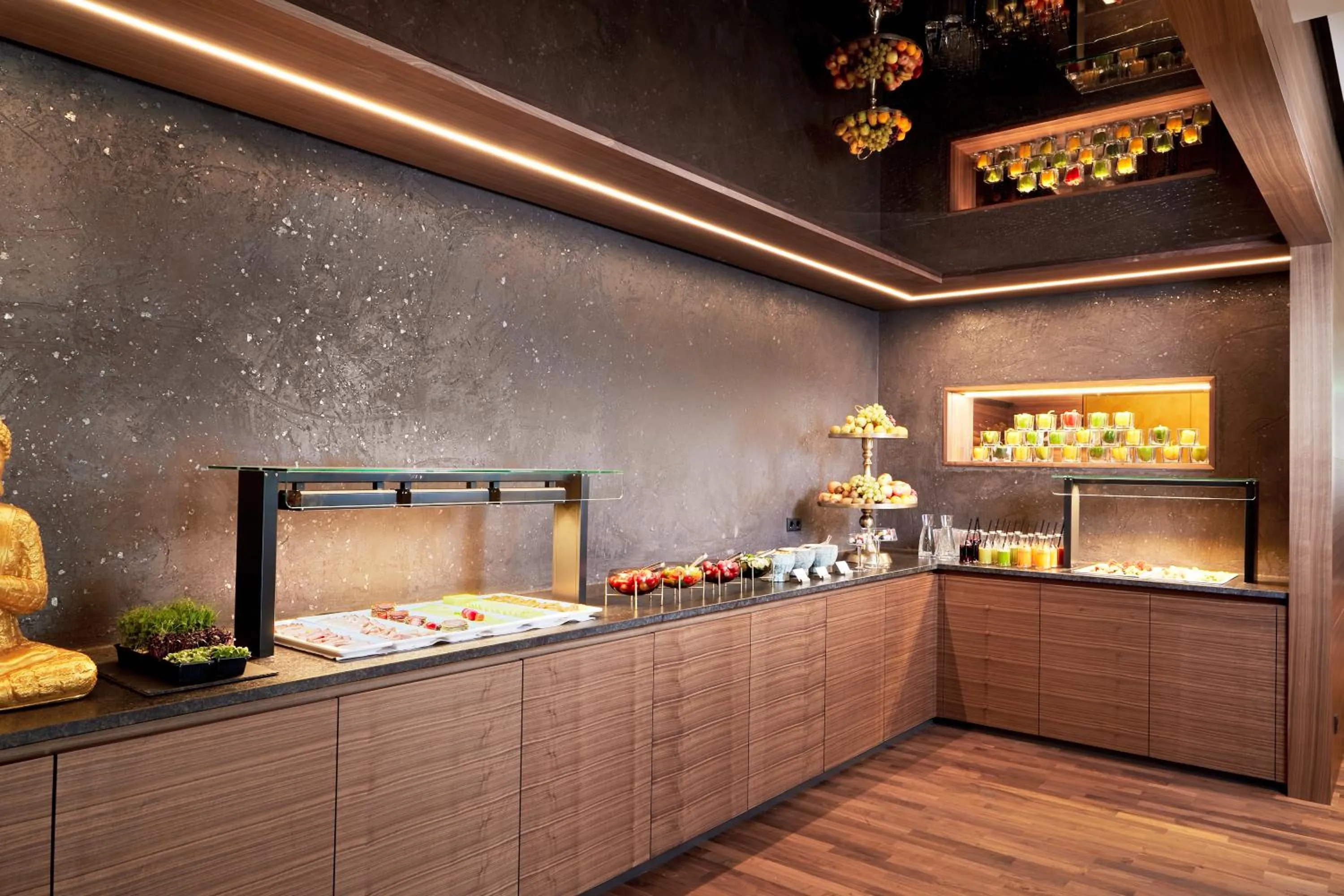 Restaurant/places to eat in Ayurveda Resort MANDIRA