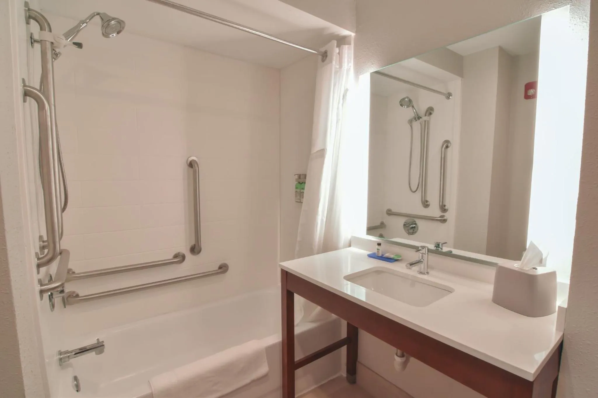Bathroom in Holiday Inn Express & Suites - Indianapolis Northwest by IHG
