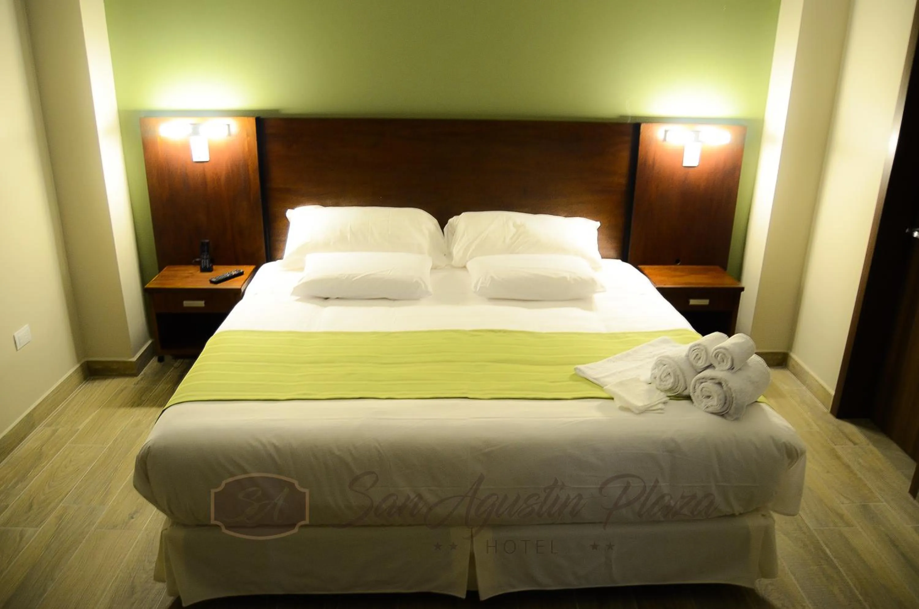 Photo of the whole room, Bed in Hotel San Agustin Plaza