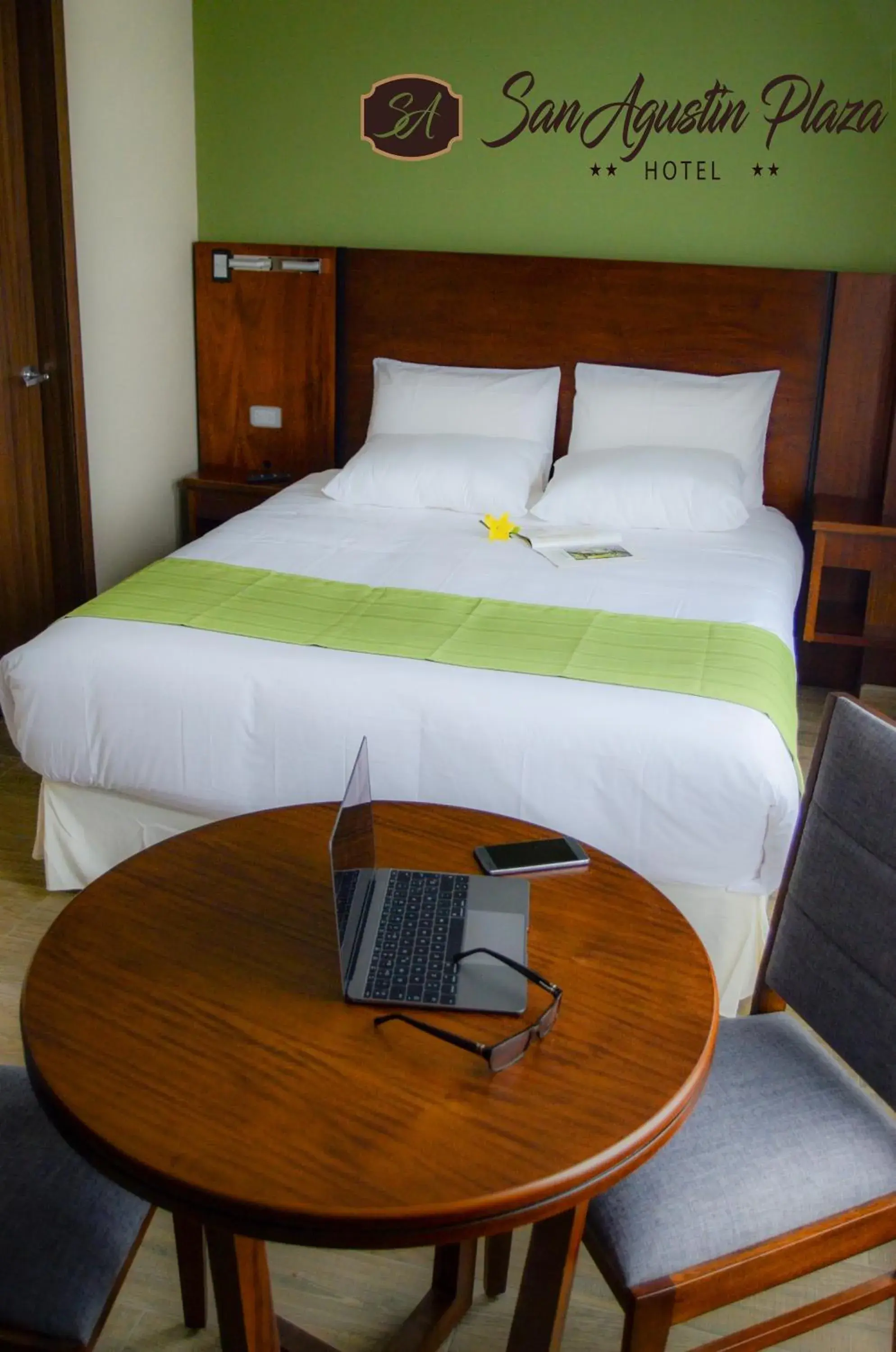 Deluxe Single Room - single occupancy in Hotel San Agustin Plaza Deluxe Single Room - single occupancy in Hotel San Agustin Plaza