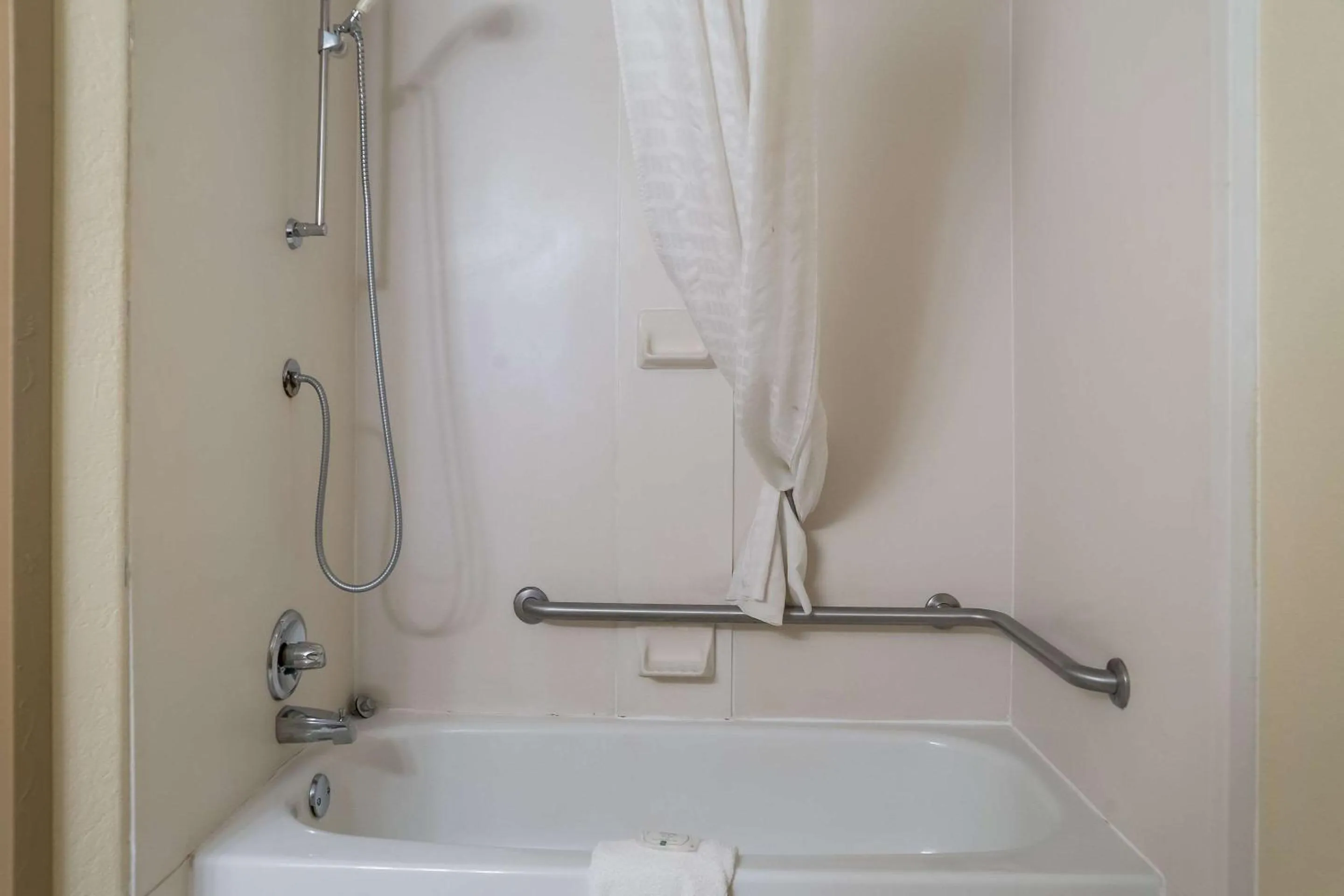 Bedroom in Quality Inn & Suites