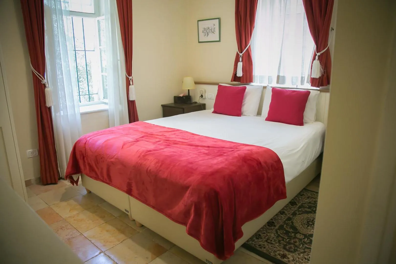 Bedroom, Bed in The Templer Inn