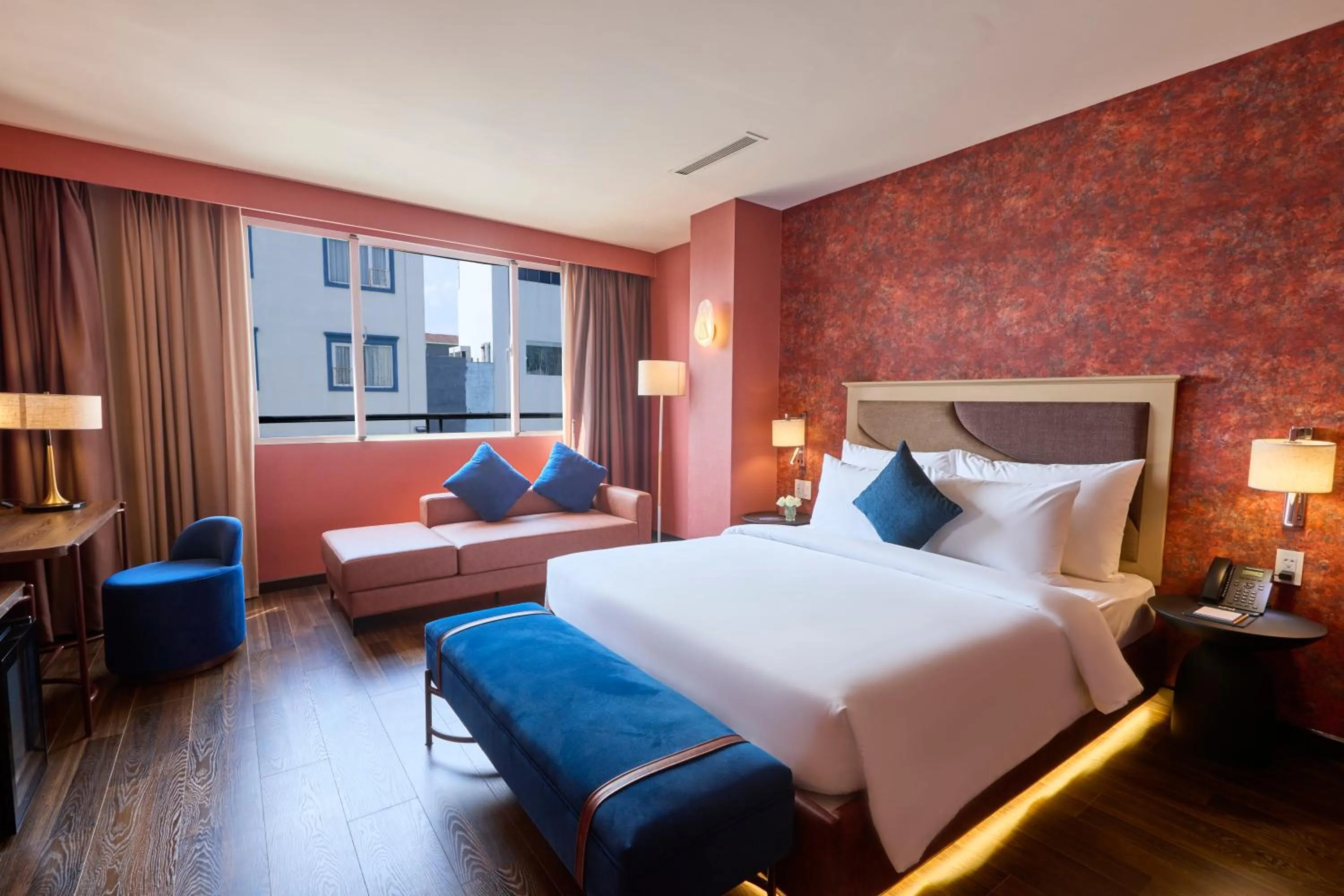 Bed in Kin Hotel Ly Tu Trong