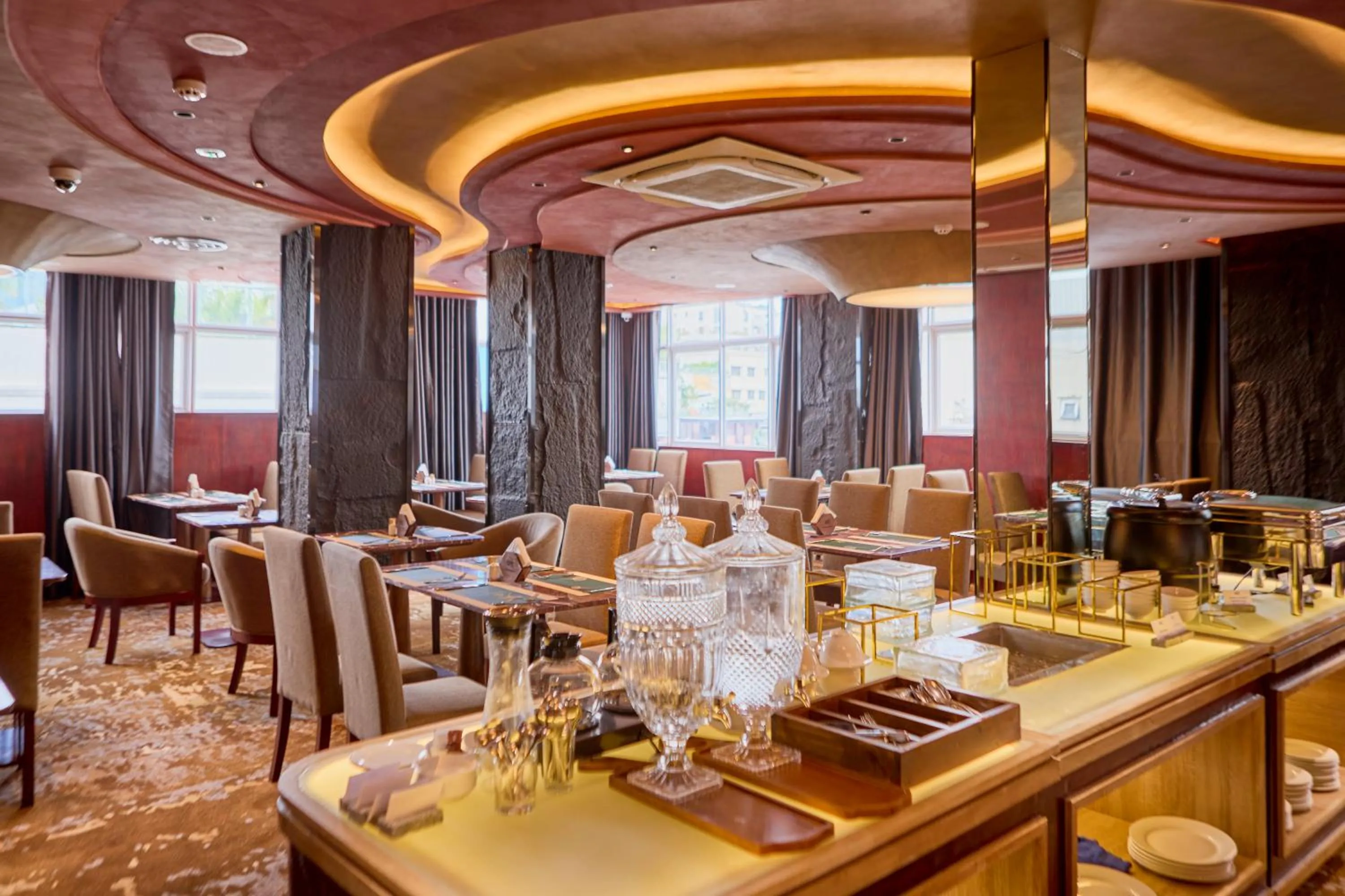 Restaurant/places to eat in Kin Hotel Ly Tu Trong