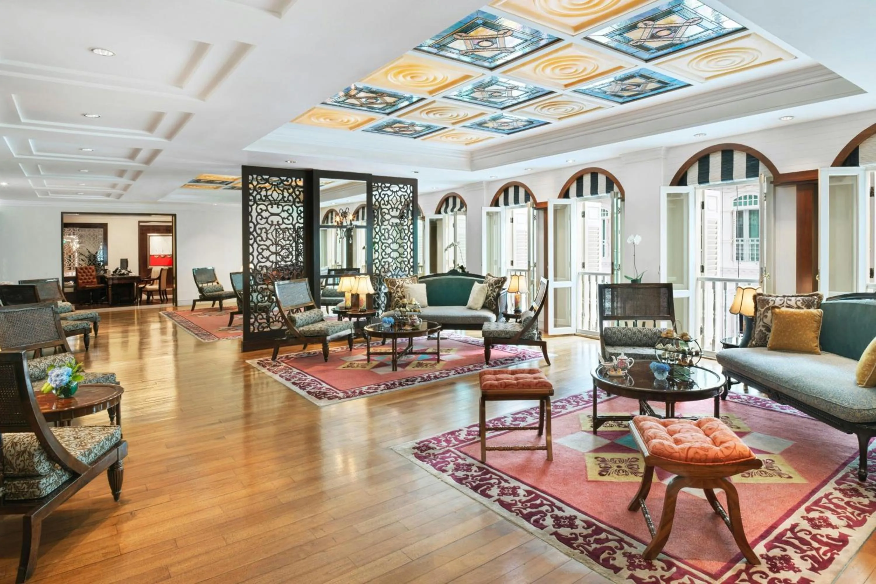Lounge or bar in Frasers House, a Luxury Collection Hotel, Singapore