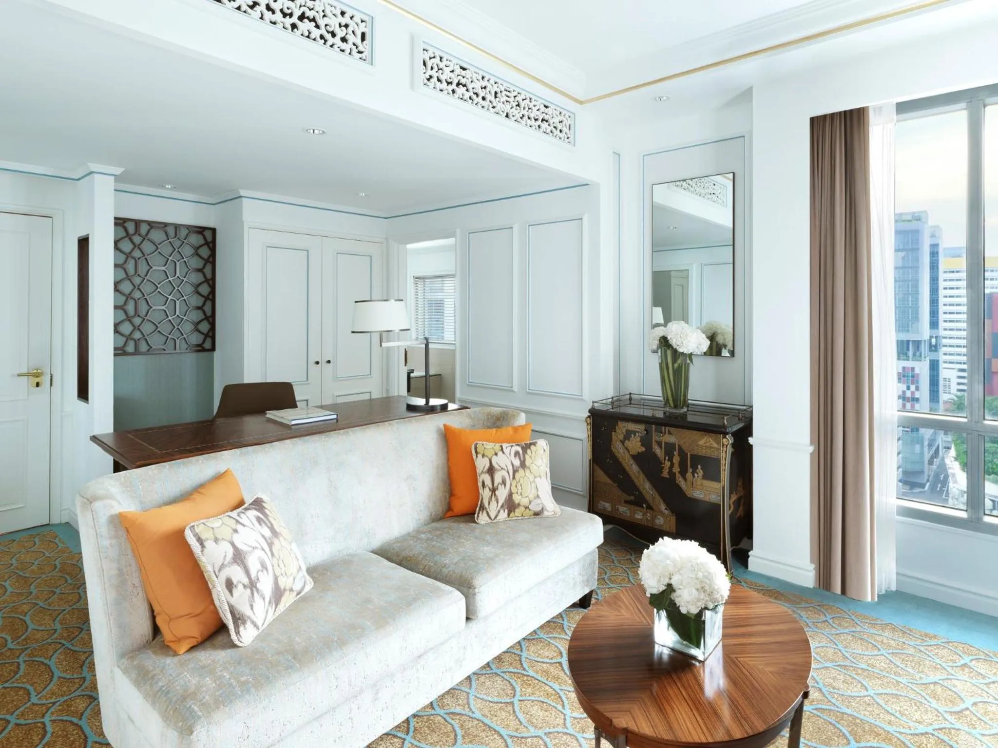 Photo of the whole room in InterContinental Singapore by IHG