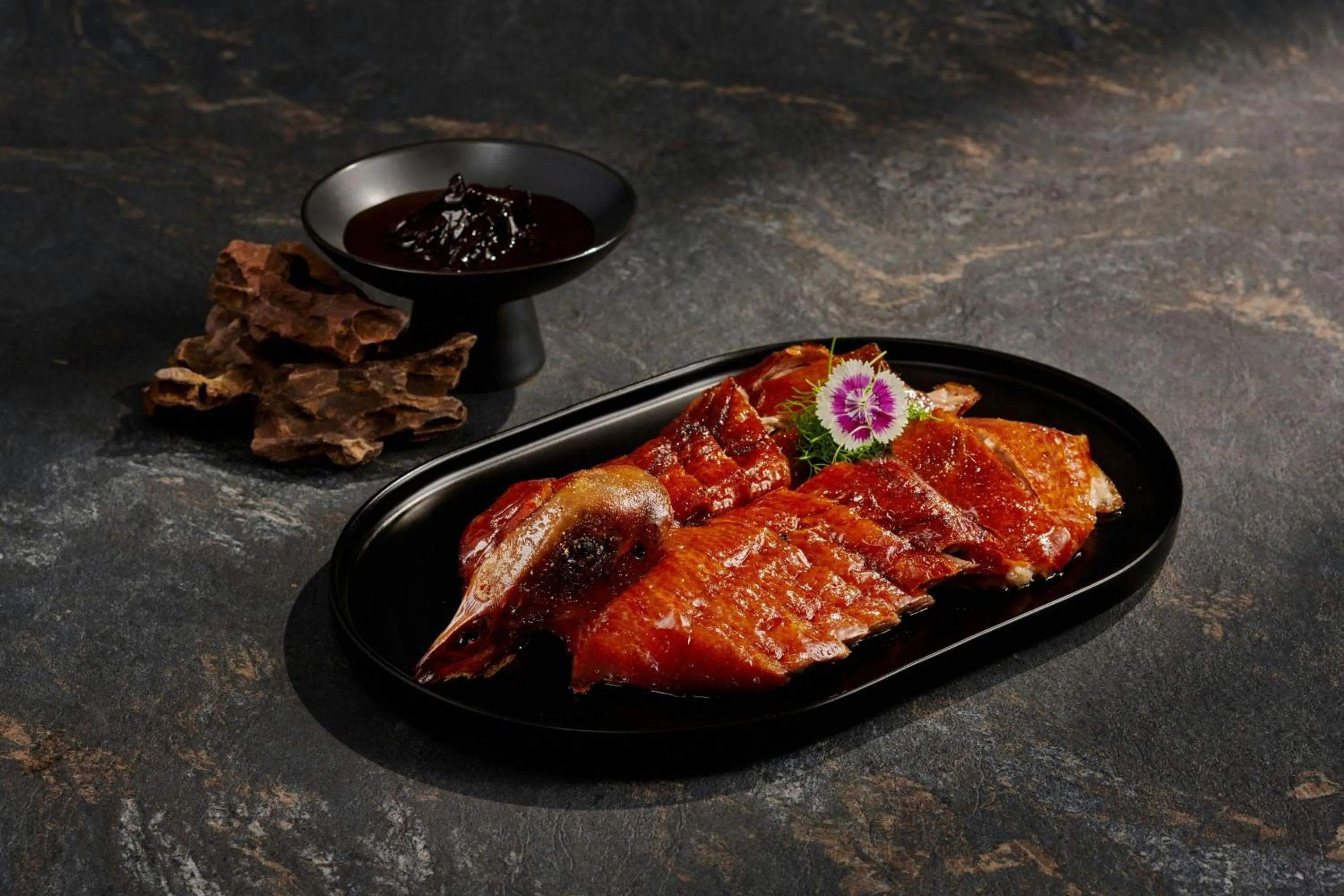 Restaurant/places to eat in Frasers House, a Luxury Collection Hotel, Singapore